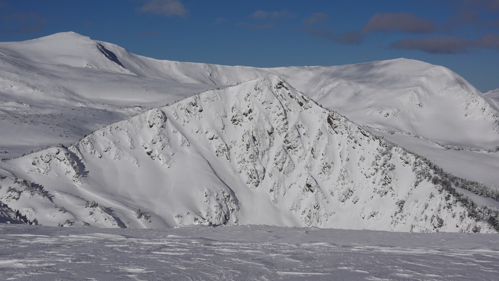 #4 Panorama au téléobjectif sur le Pic de Mortiers, la Muntanyeta et le Puig de Terrers Panorama au téléobjectif sur le Pic de Mortiers, la Muntanyeta et le Puig de Terrers