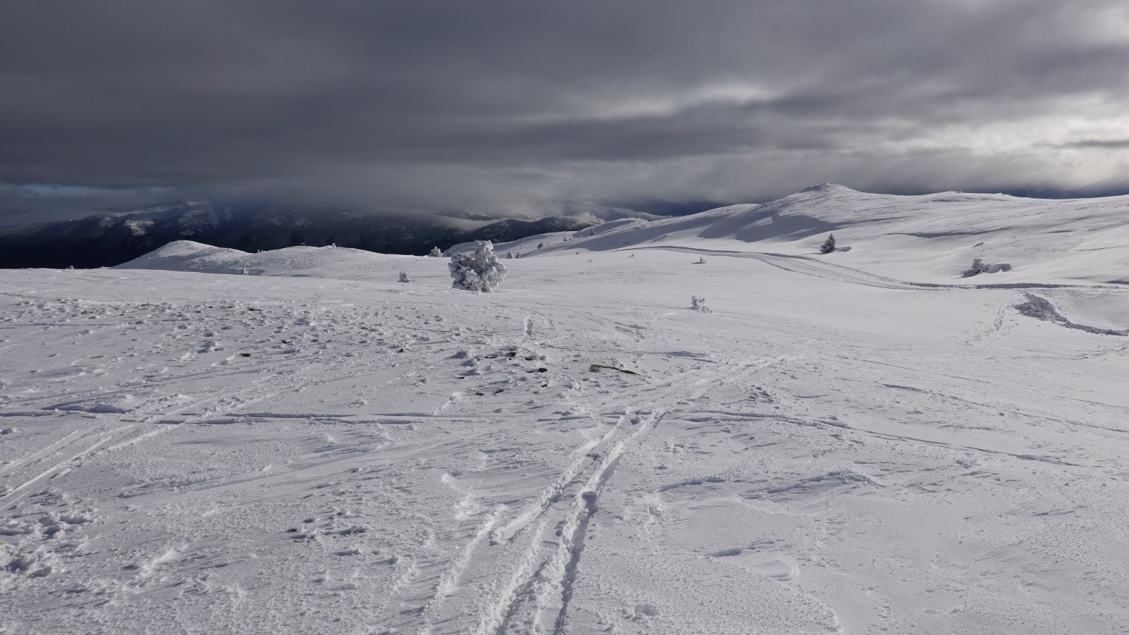 #3 La Serra de Maury superbement enneigée La Serra de Maury superbement enneigée