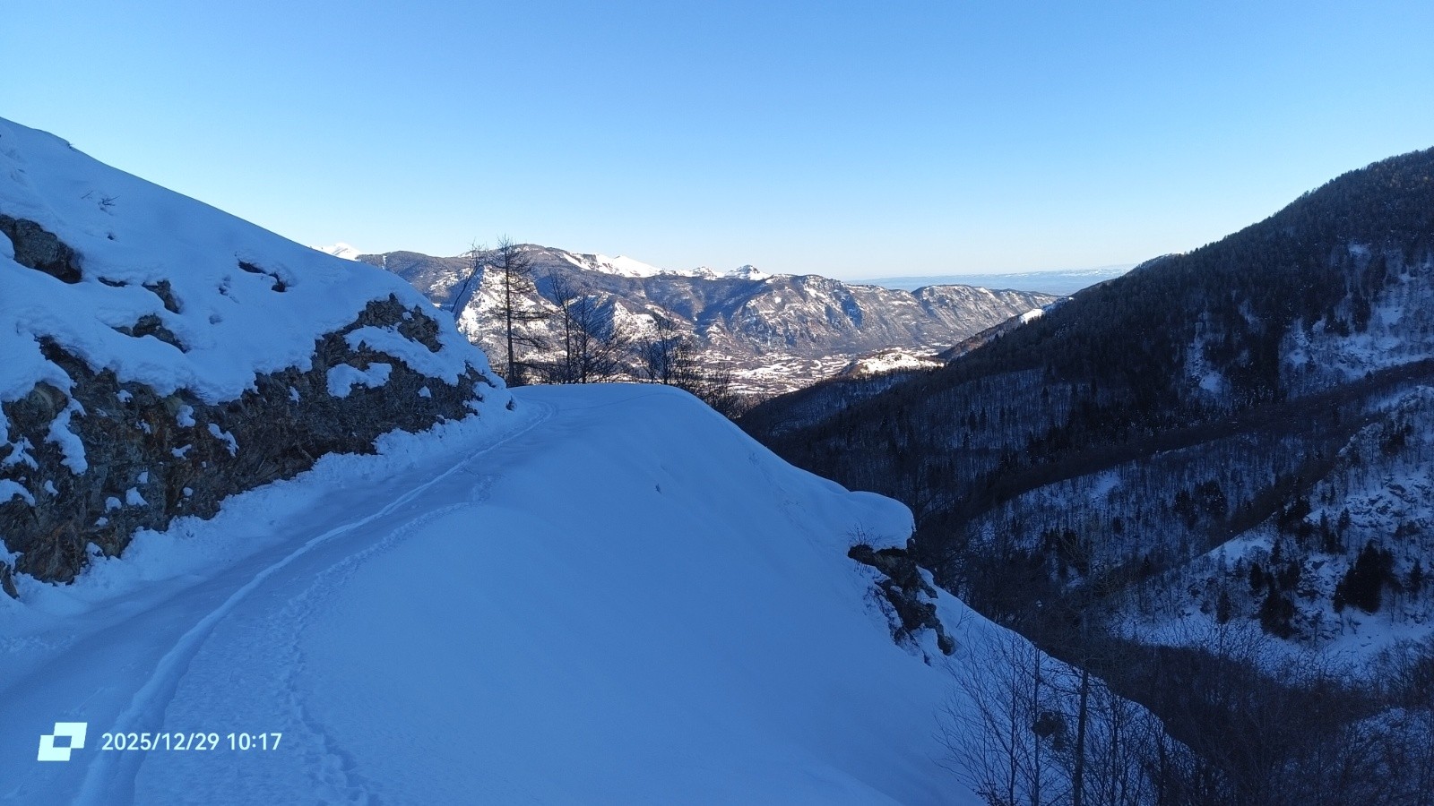 #3 La vue s La vue s'élargie à partir de 1500m
