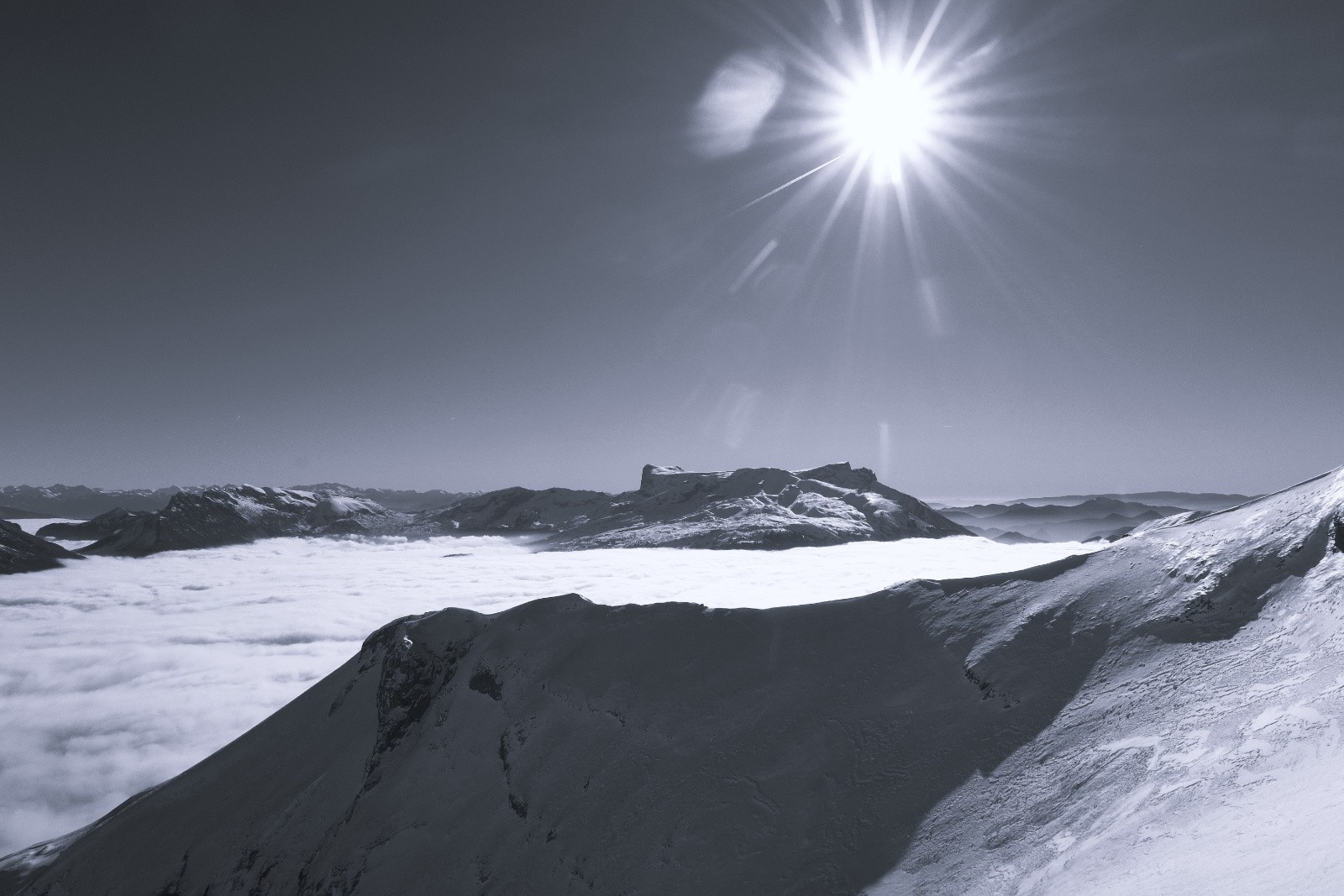 Le Plateau de Bure au dessus de la Crête de Samaroux&nbsp;