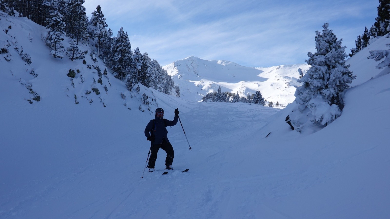 Eric prend la pause sur fond de vallon de la Peira Escrita