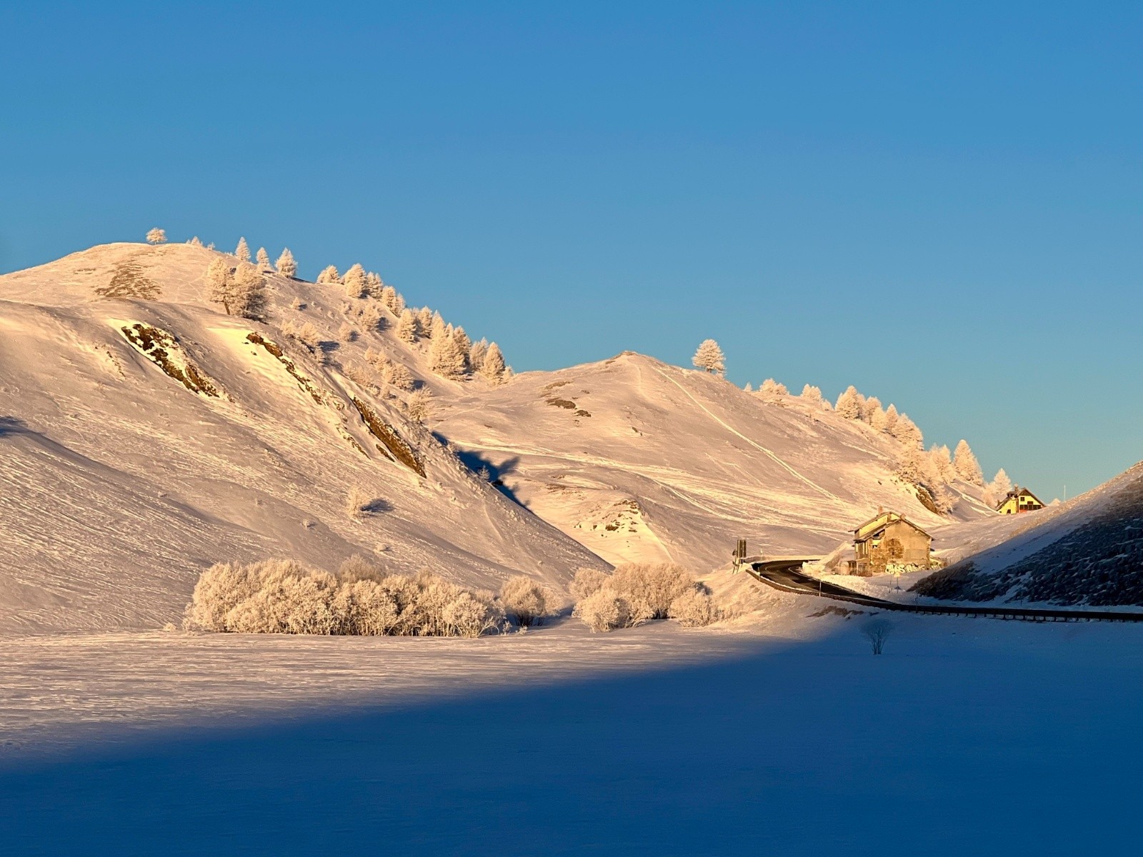Col de Larhce petit matin