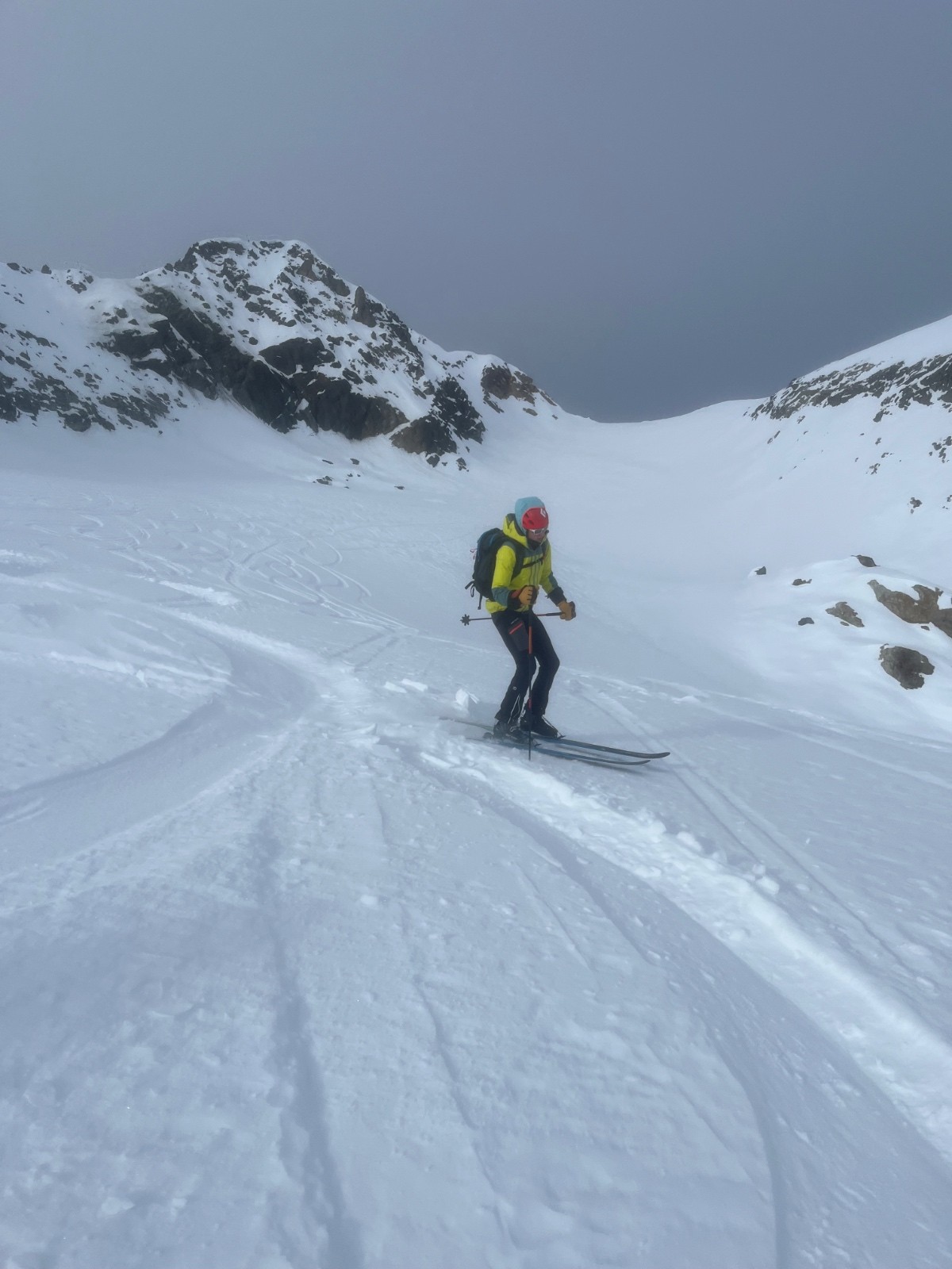 &nbsp;Poudre sur la descente du Dome