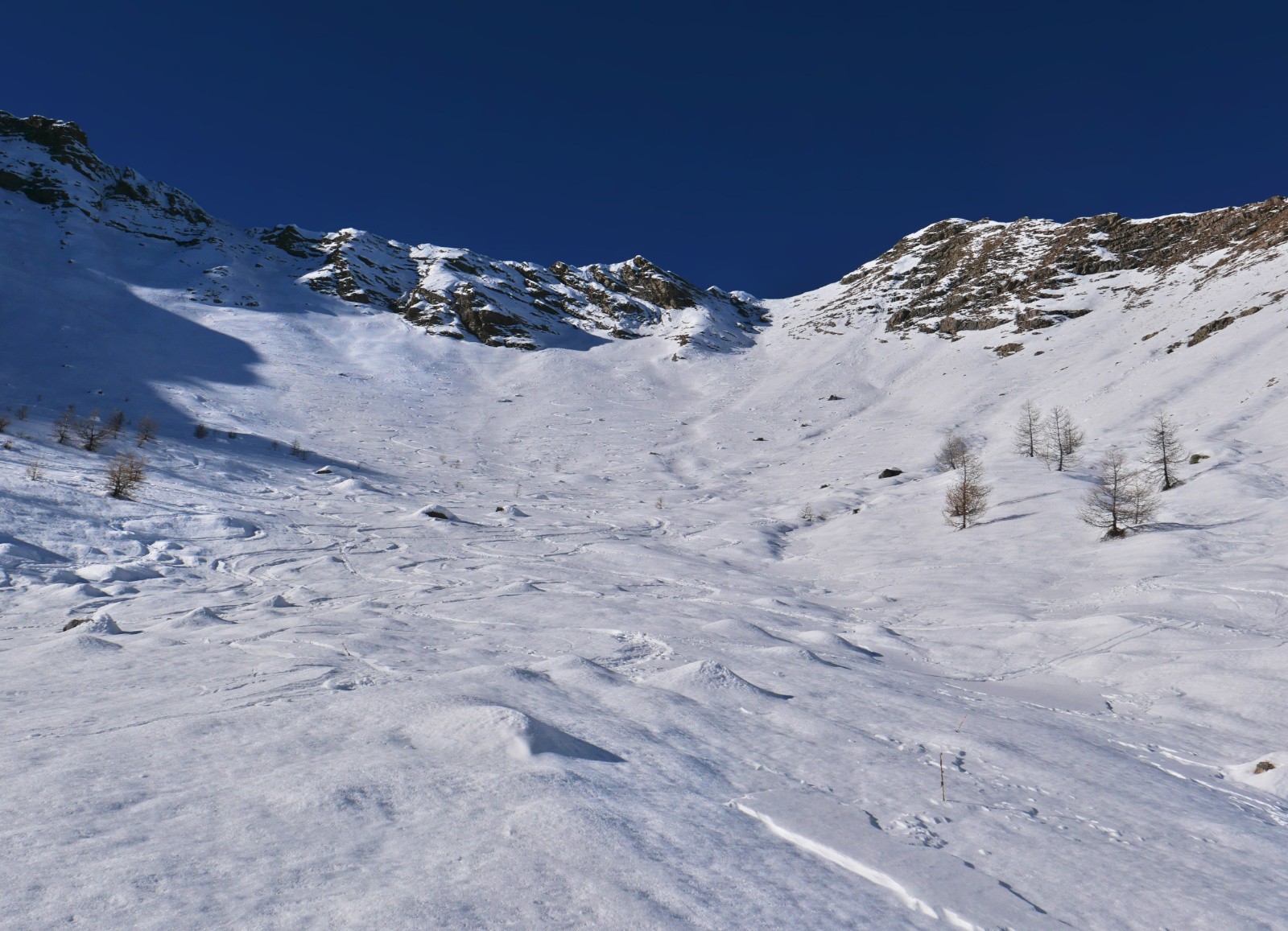 Le haut après l'avoir skié