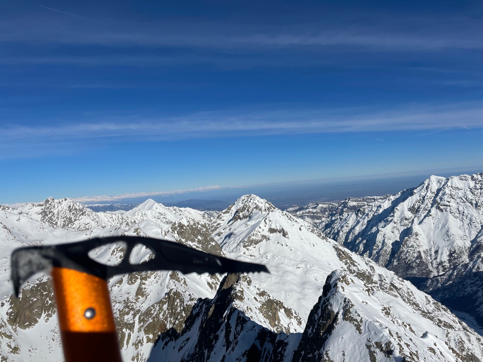 vue du sommet sur l'Italie&nbsp;