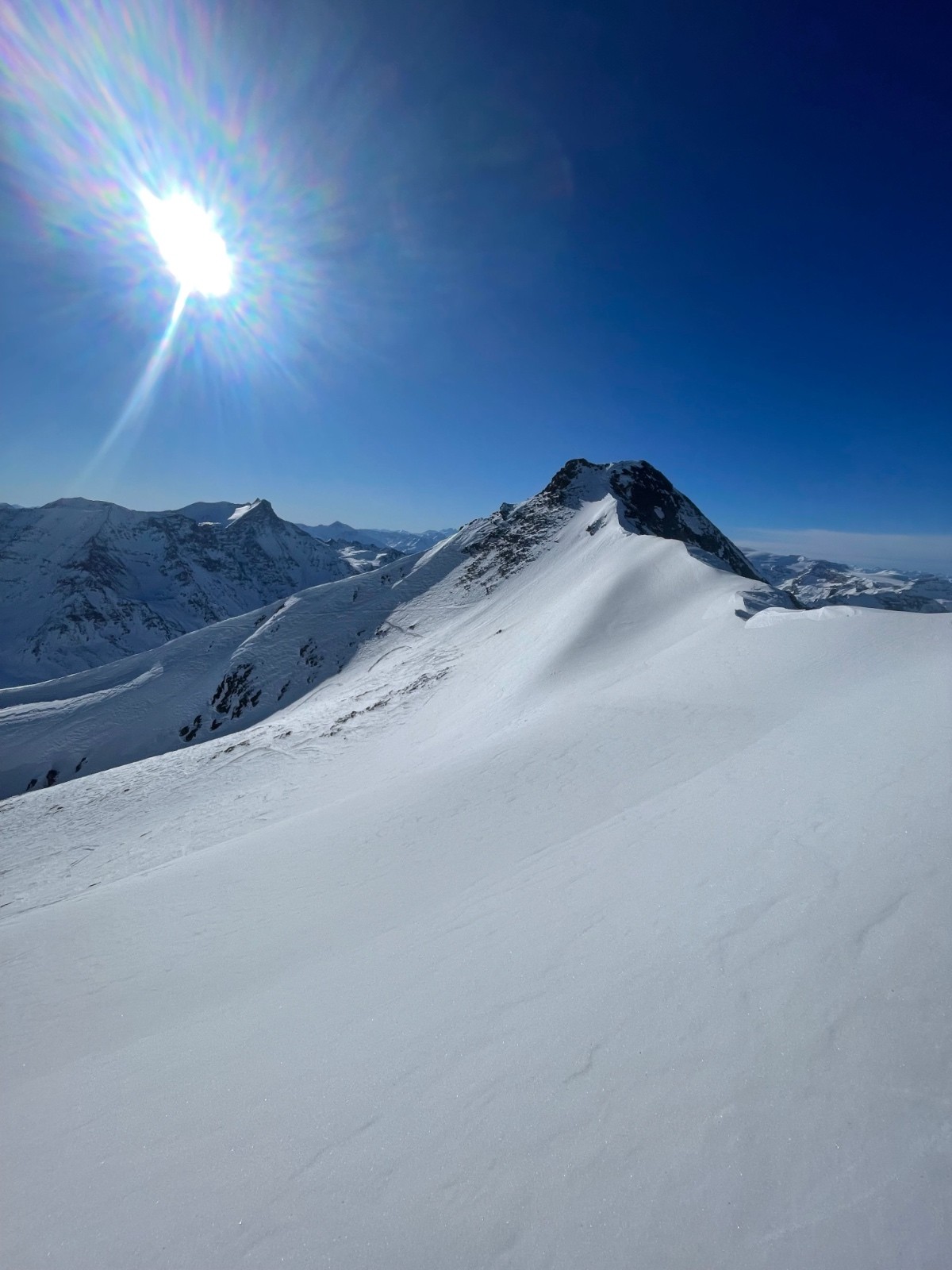 #10 Ancienne plaque formée par le vent de NO Ancienne plaque formée par le vent de NO