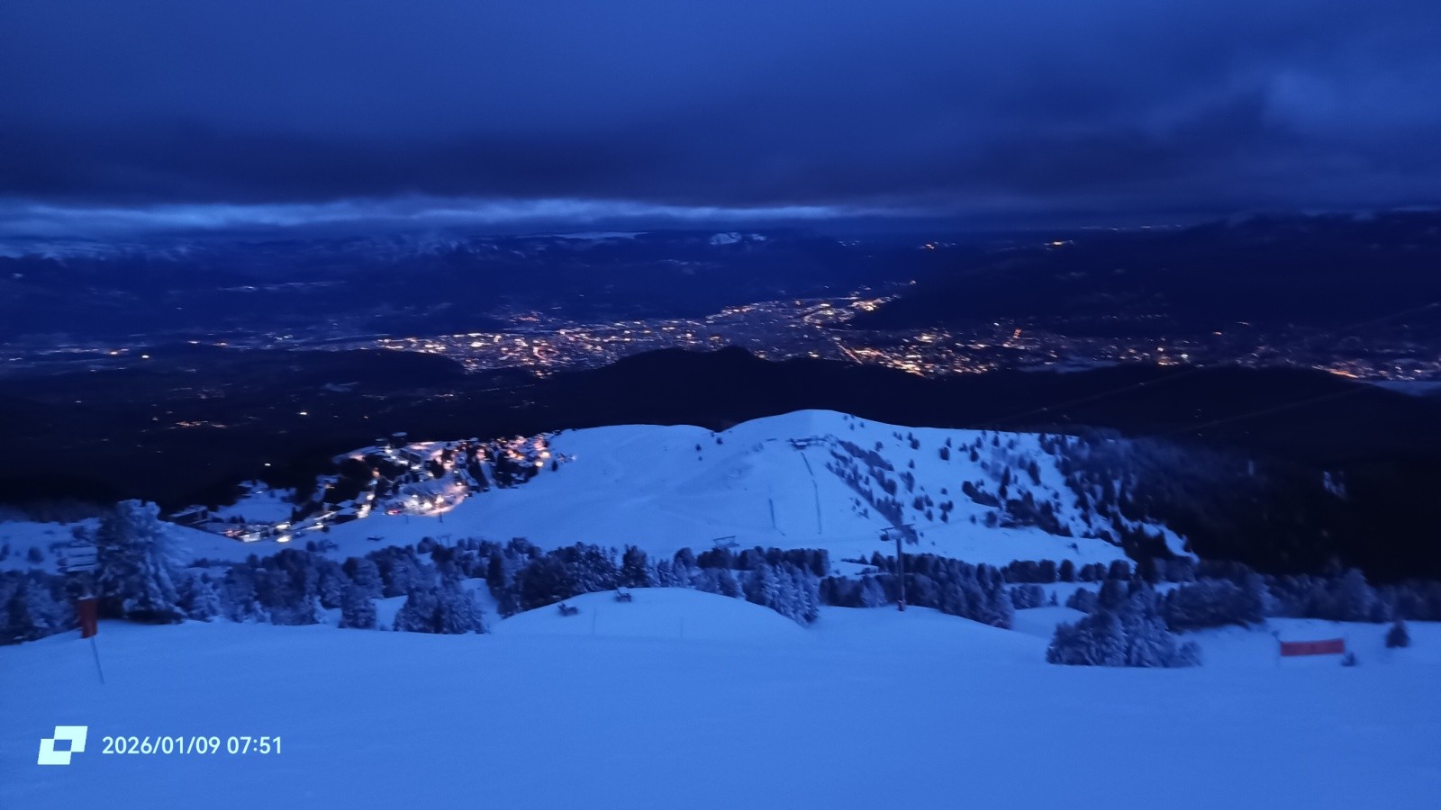 #4 Grenoble s Grenoble s'éveille