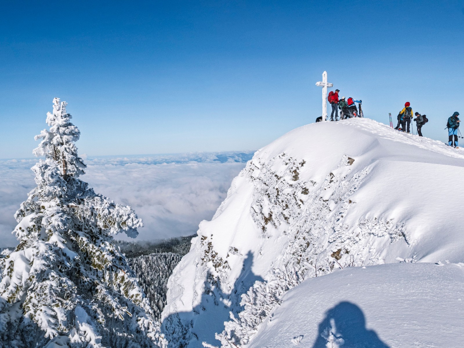 #13 Petit Som: on s Petit Som: on s'est contentés de l'antécime sud cette fois ci, trop de monde!