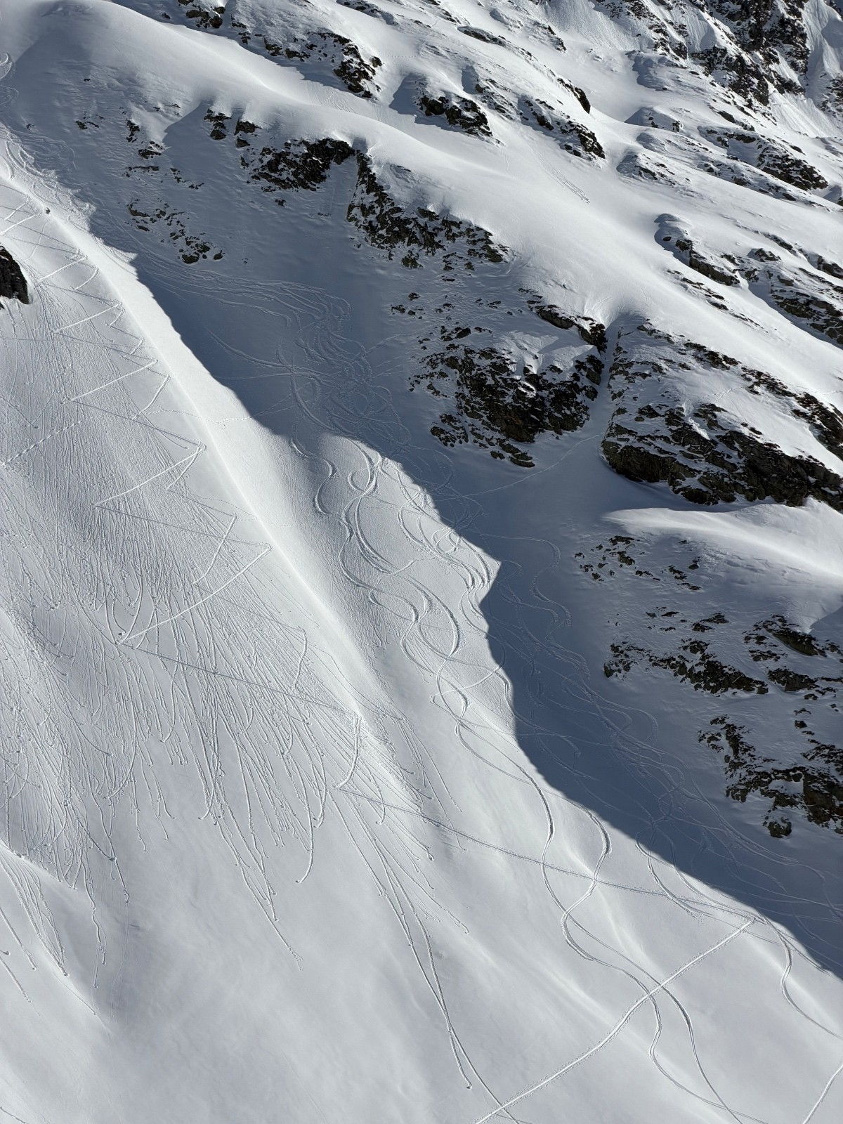 &nbsp;Des Z et des S, admirez la marque du traceur fou