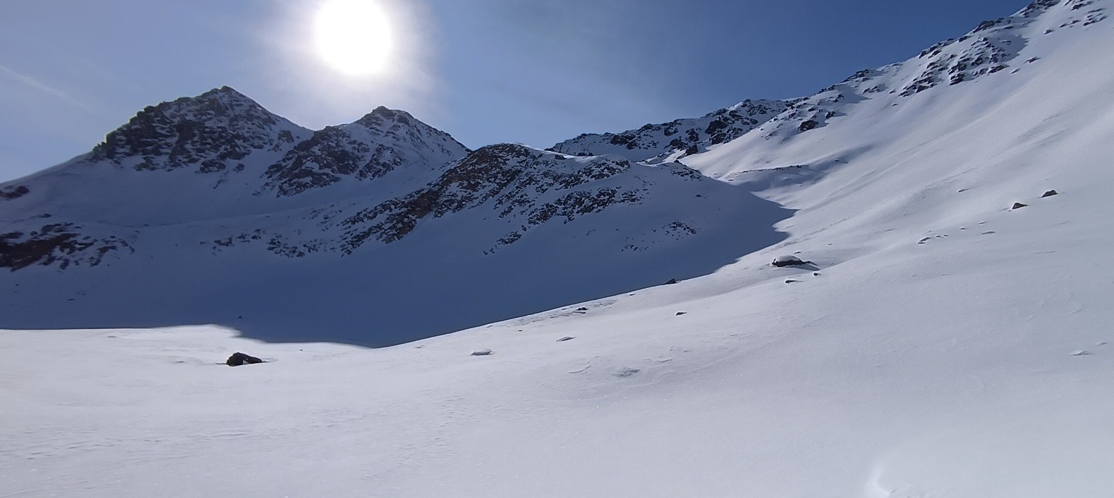 &nbsp;Lac Noir dans le creux à l'ombre&nbsp;