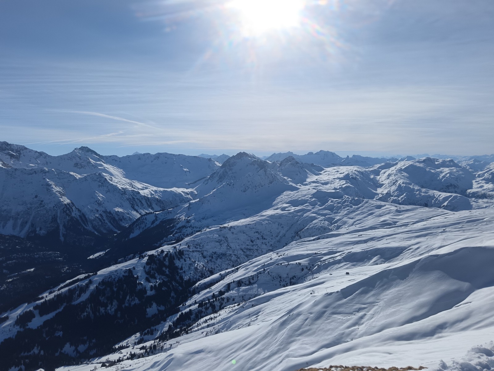 Aiguille de Roselette et domaine skiable des Contas