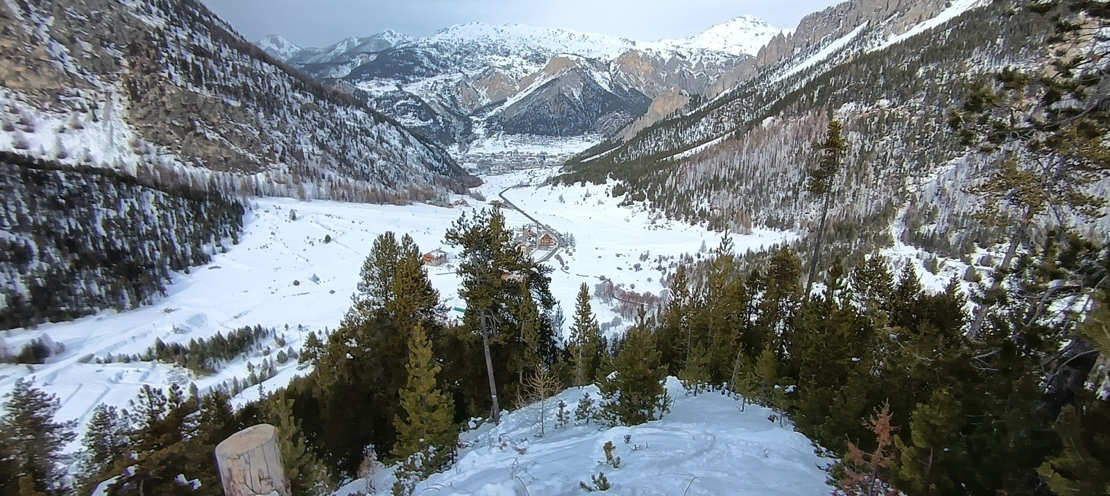 &nbsp;Vue sur le plateau du Laus et Cervières&nbsp;