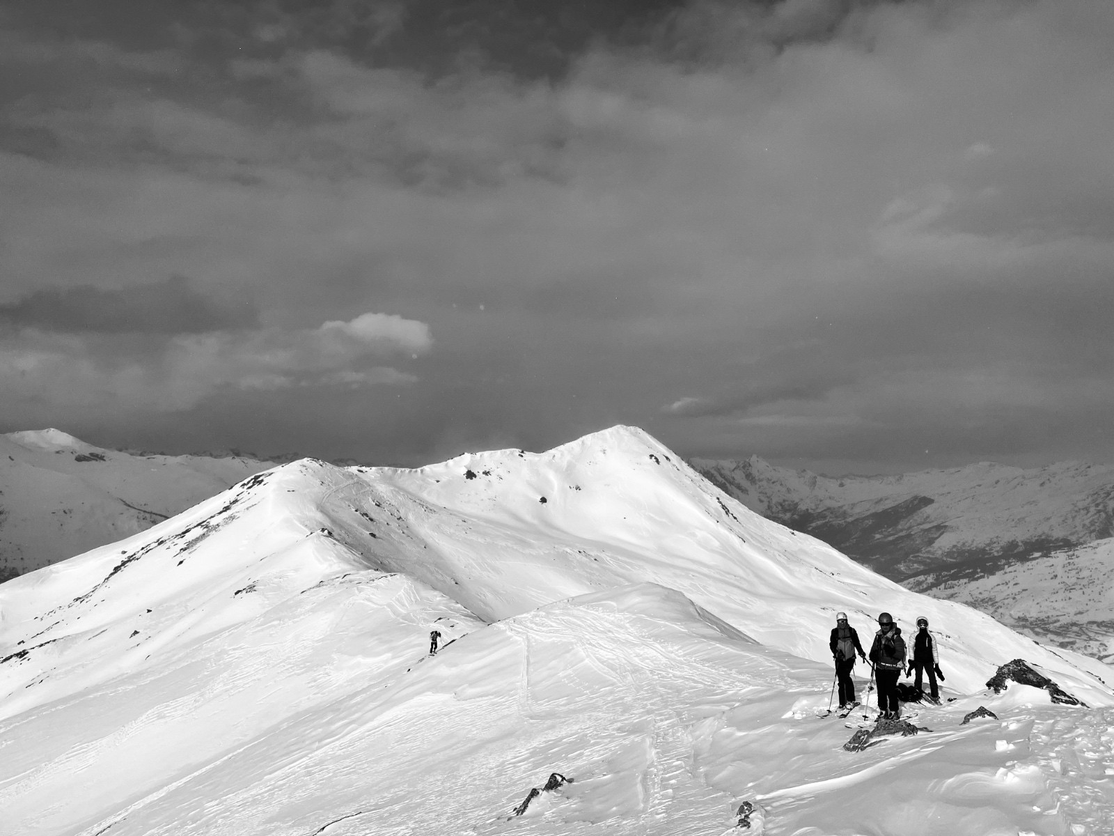 #6 J1: Garania nous rejoint enfin ! J1: Garania nous rejoint enfin !