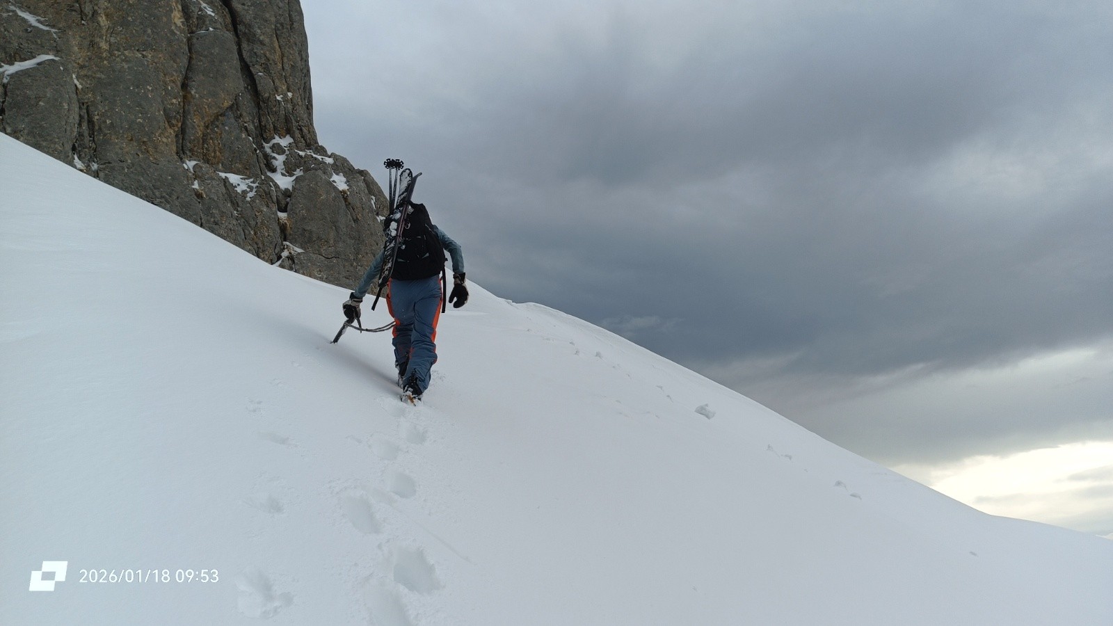 La vire d'accès aux Sultanes 