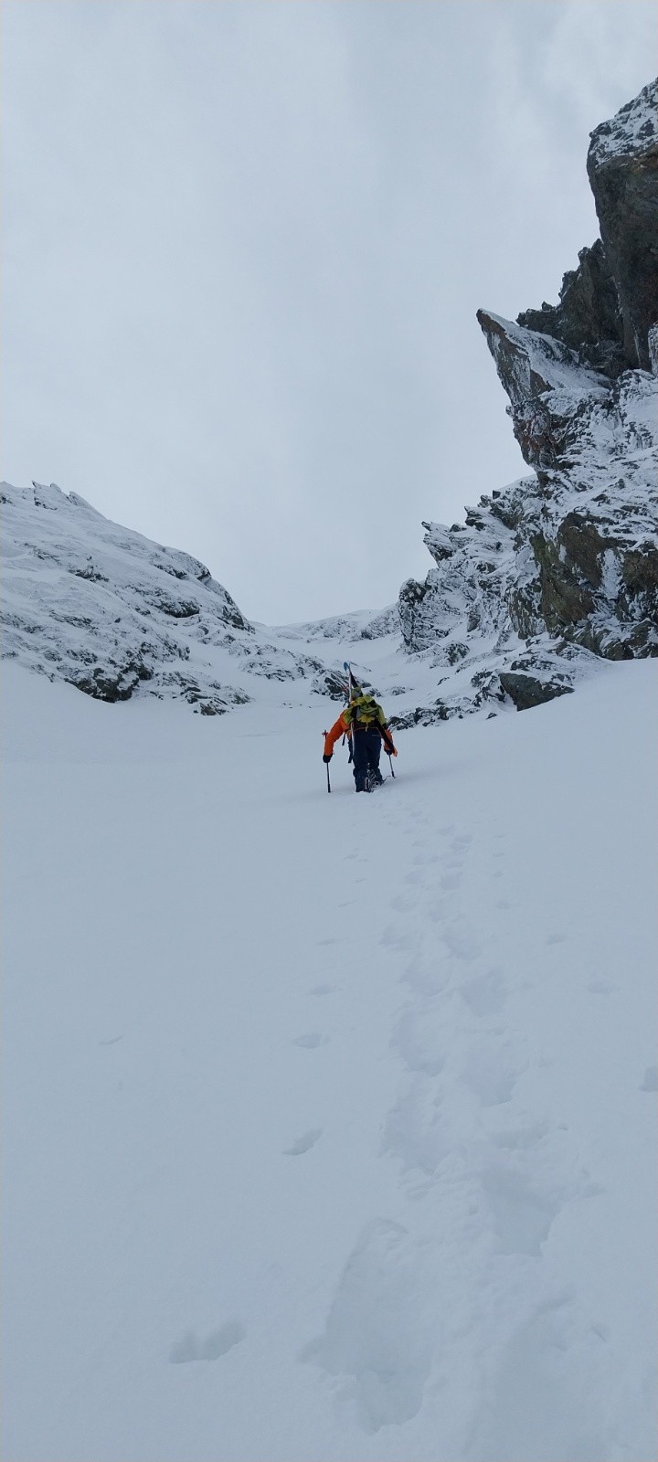 #15 Clément dans le couloir Clément dans le couloir