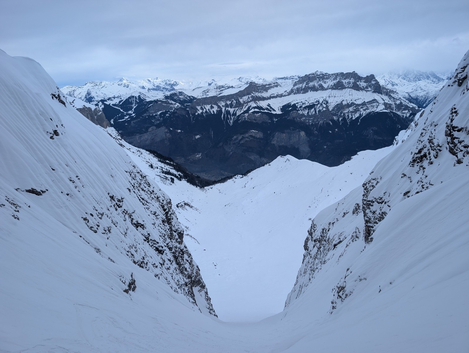 Couloir sous la pointe de la Carmélite