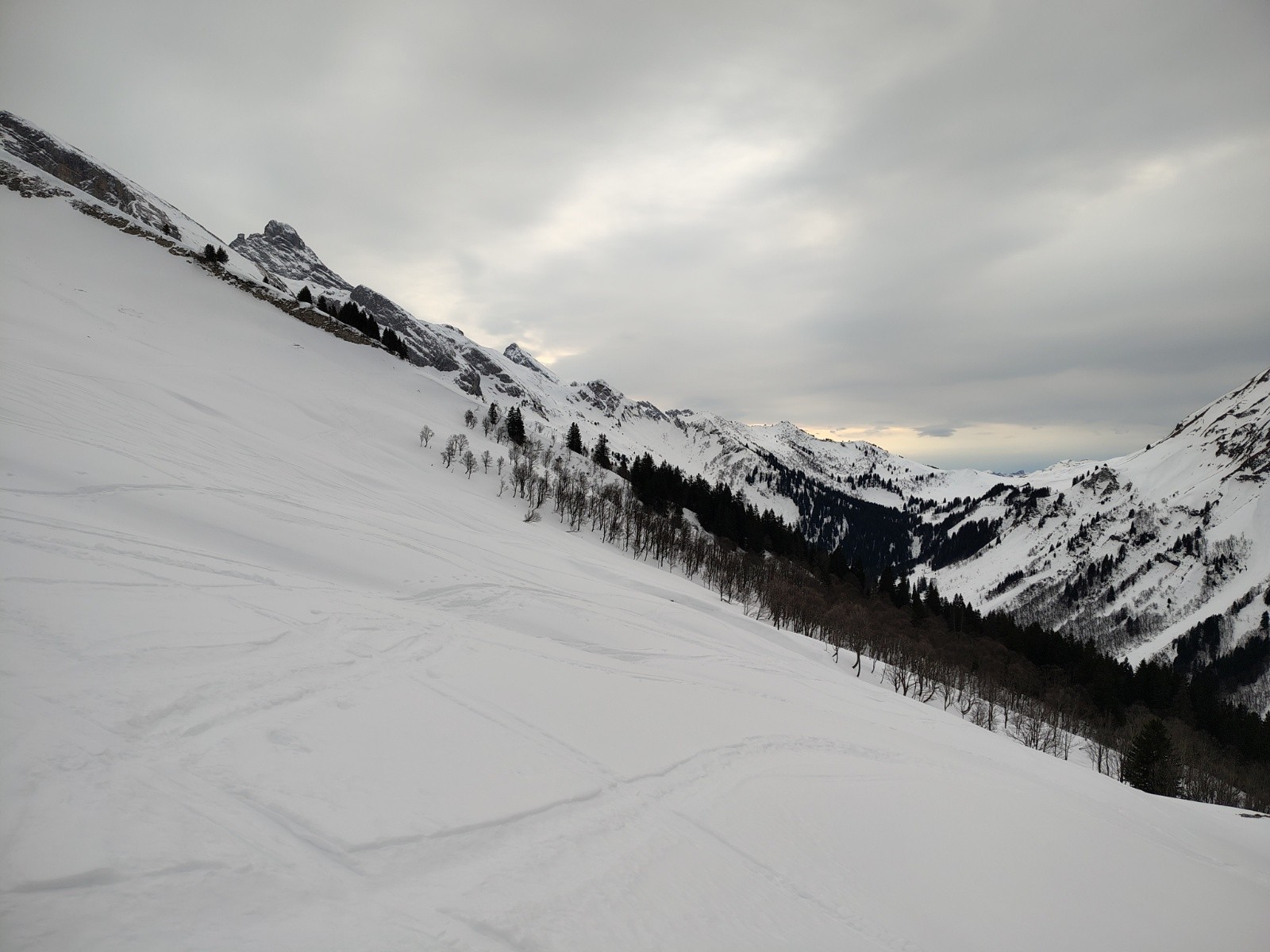#8 La descente près des chalets de Méry La descente près des chalets de Méry