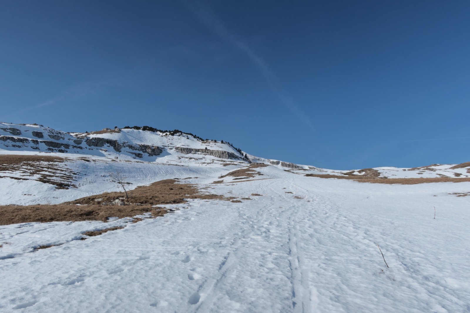 Vers les réservoirs, 1450m&nbsp;