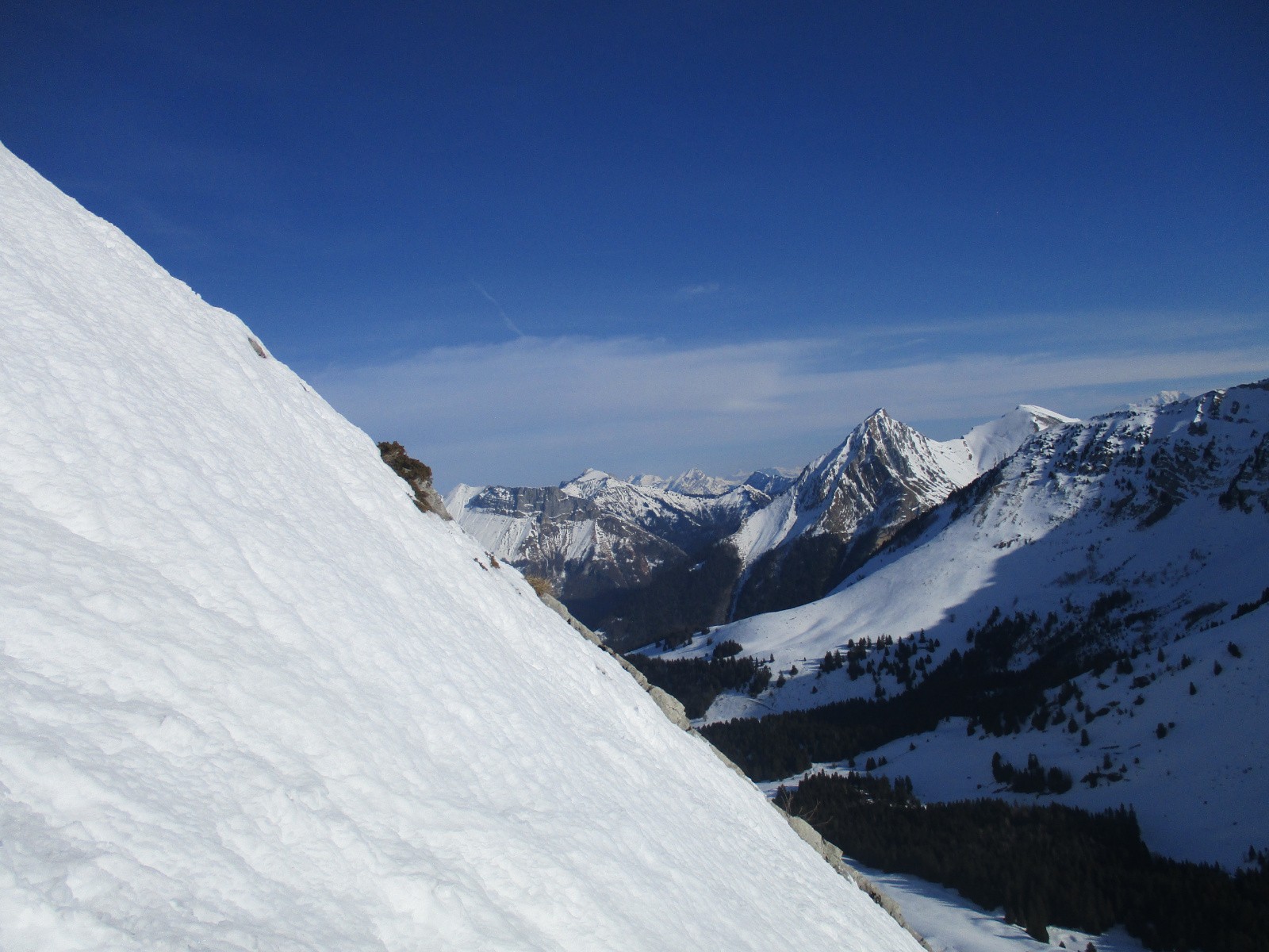 #3 the pécloz the pécloz