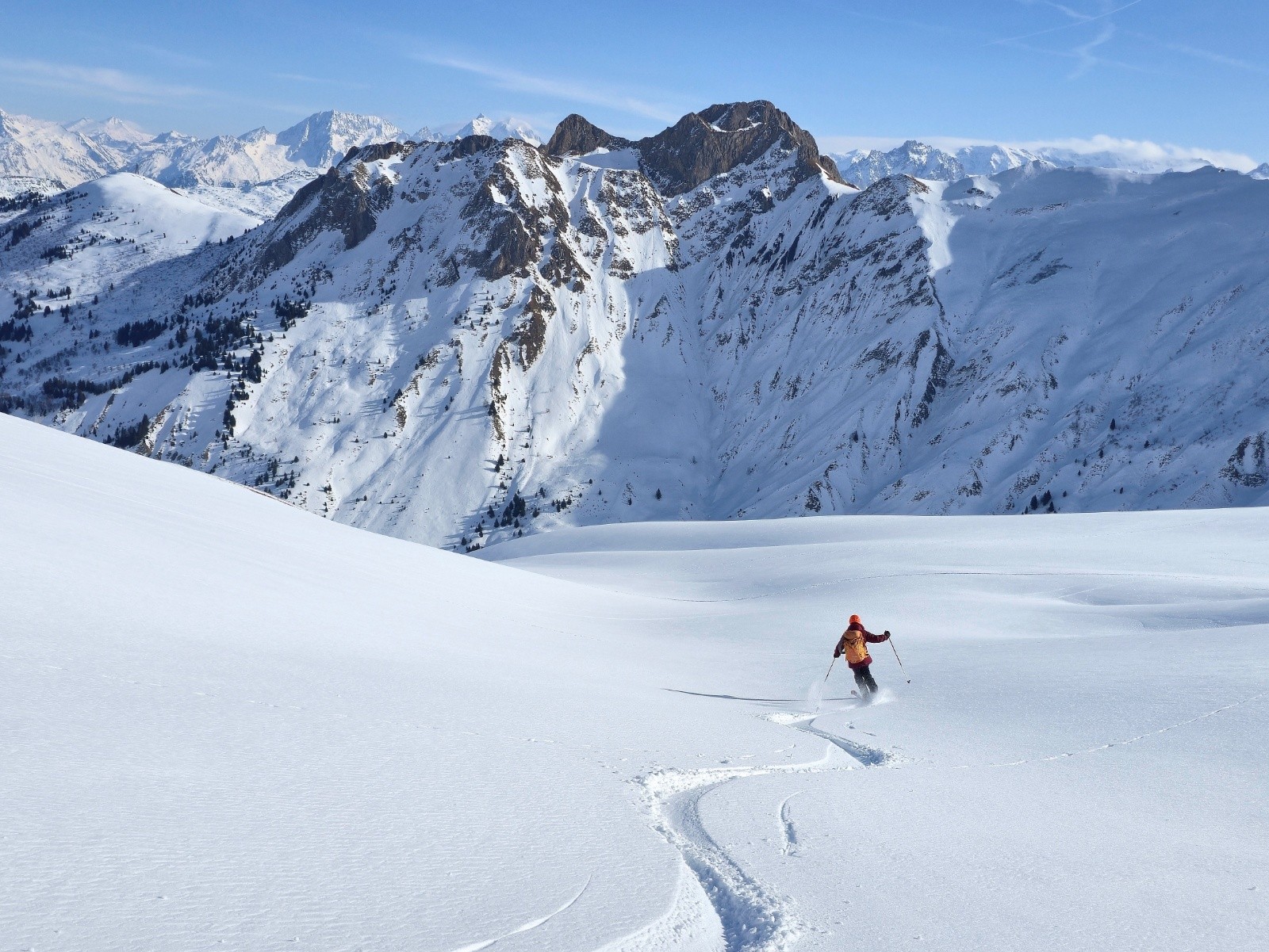 Face à la tête de Fer.&nbsp;