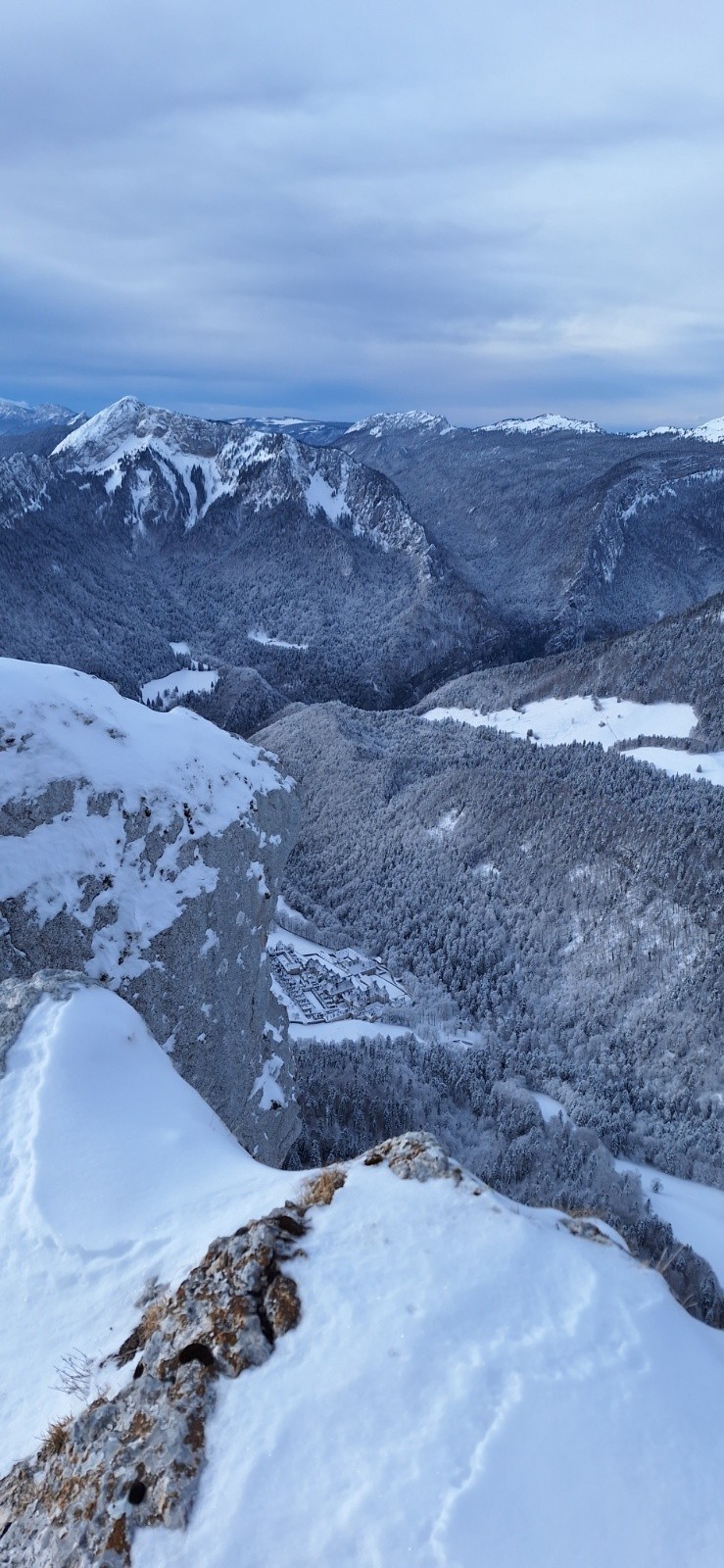 Couvent en bas&nbsp;