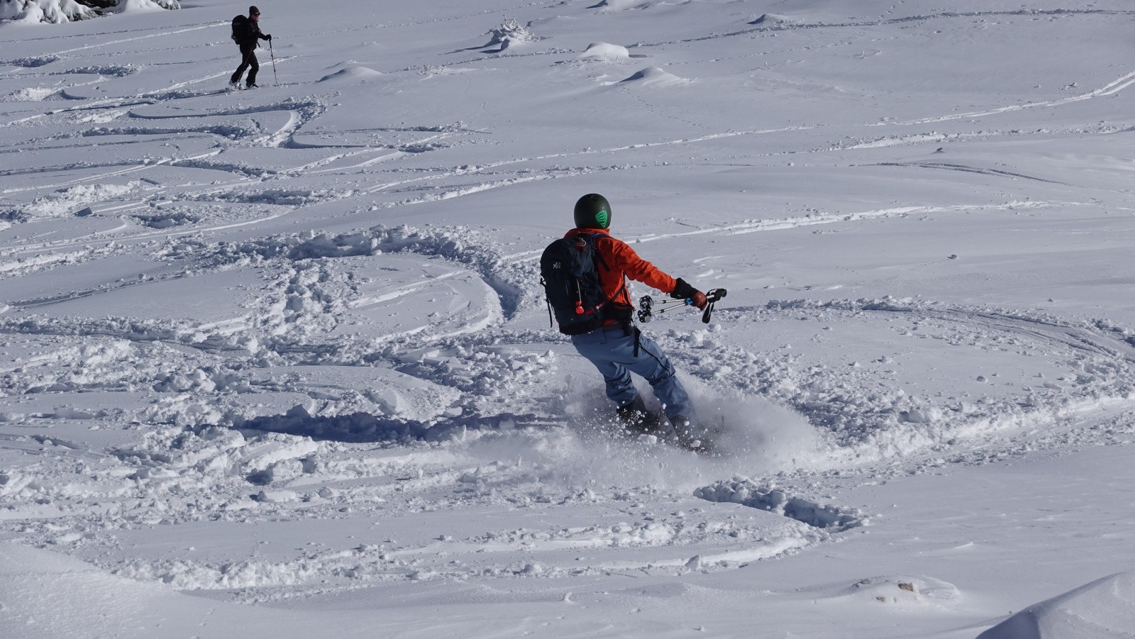 Gustav en split suit Eric