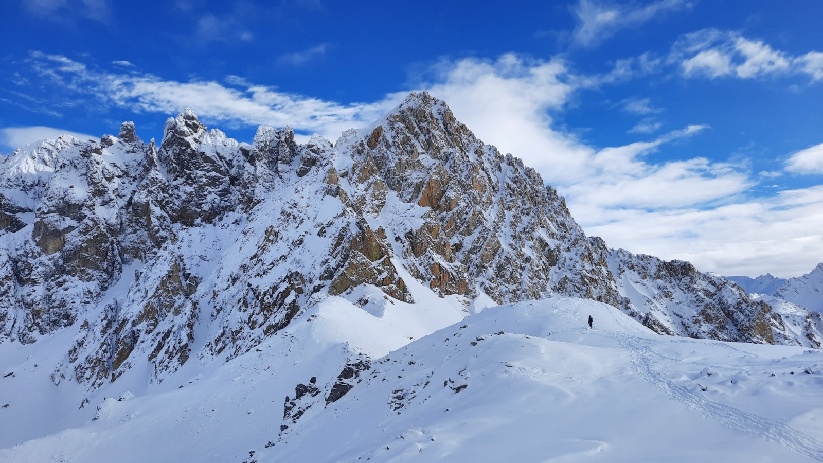 #9 Va voir si ça descend en Nord (pic de la Moulinière) Va voir si ça descend en Nord (pic de la Moulinière)