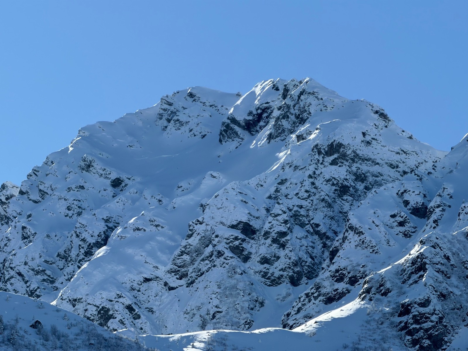 Trace de plaque dans la NE du Replomb