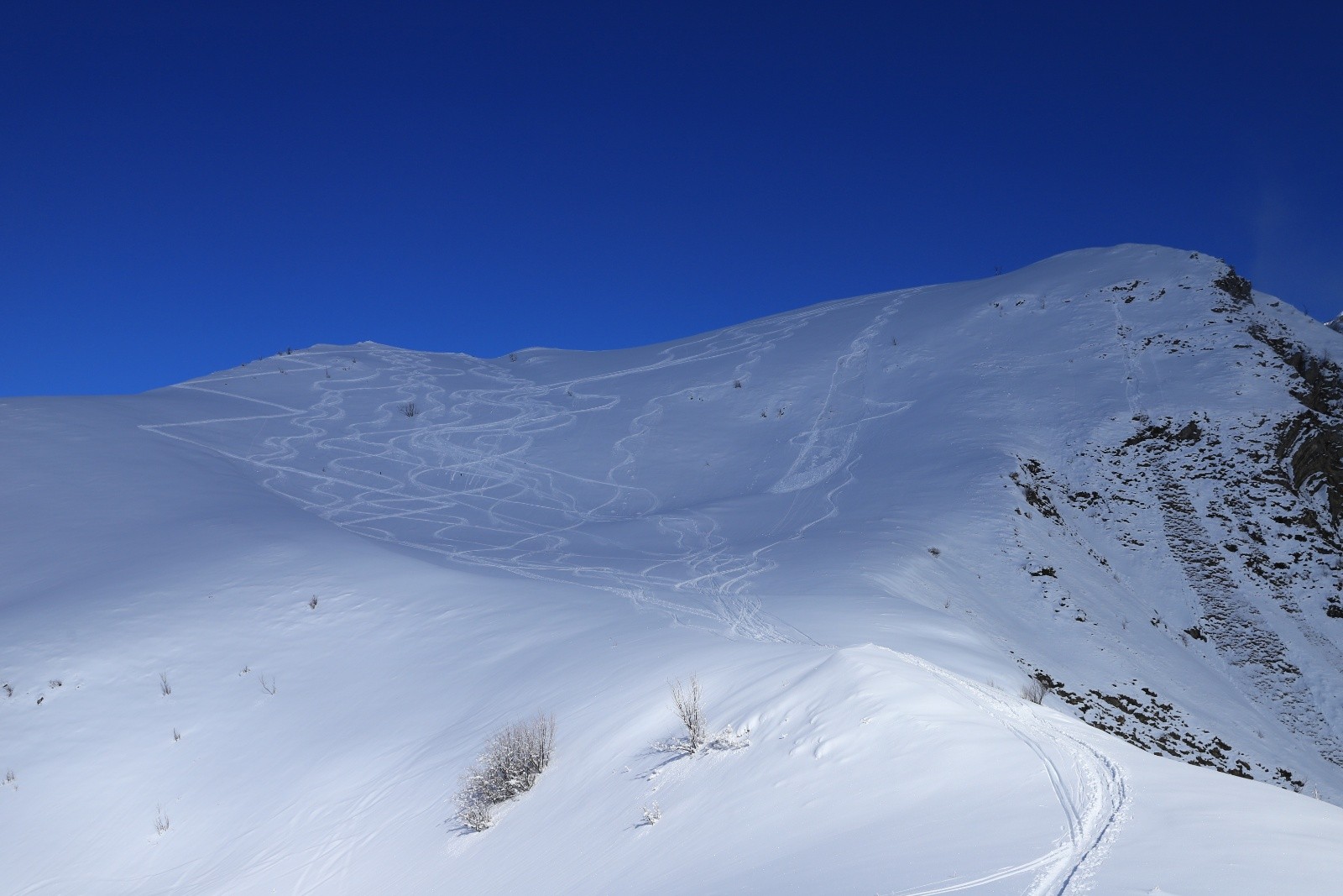 &nbsp;Petite plaque déclenchée dans la Face S de Tré la Tanne