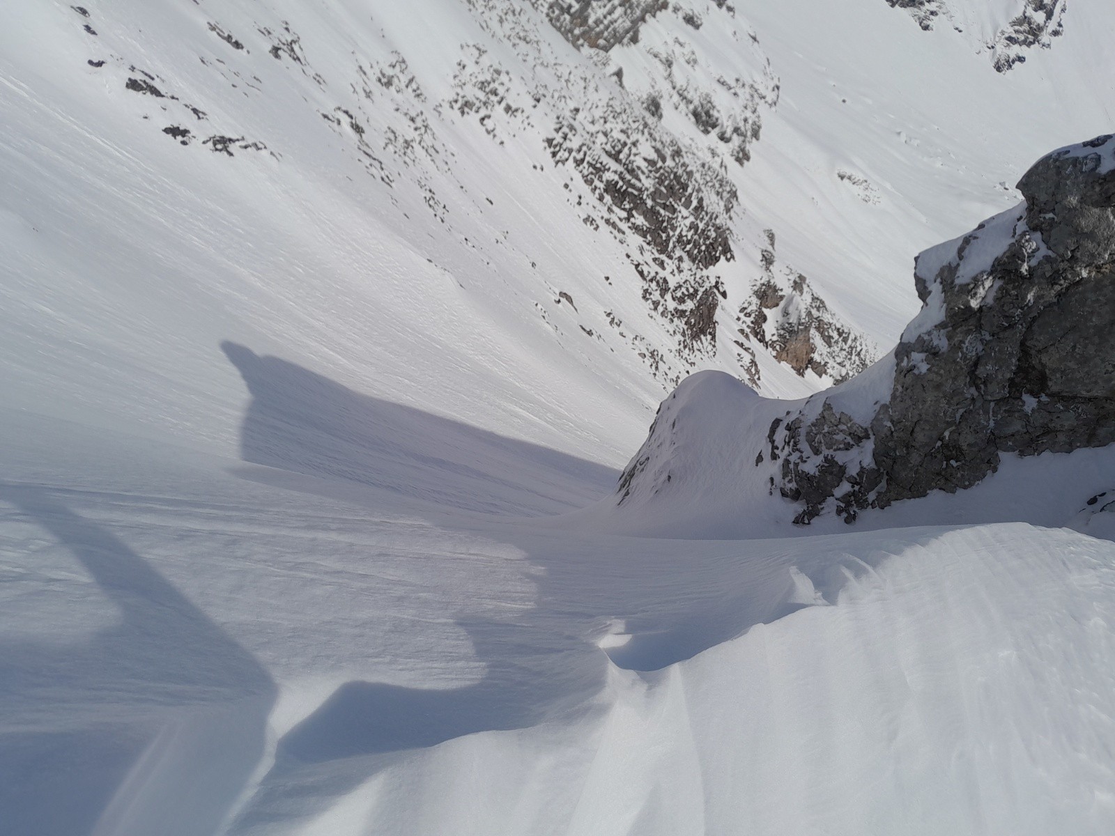 #1 Entrée du couloir Est Entrée du couloir Est