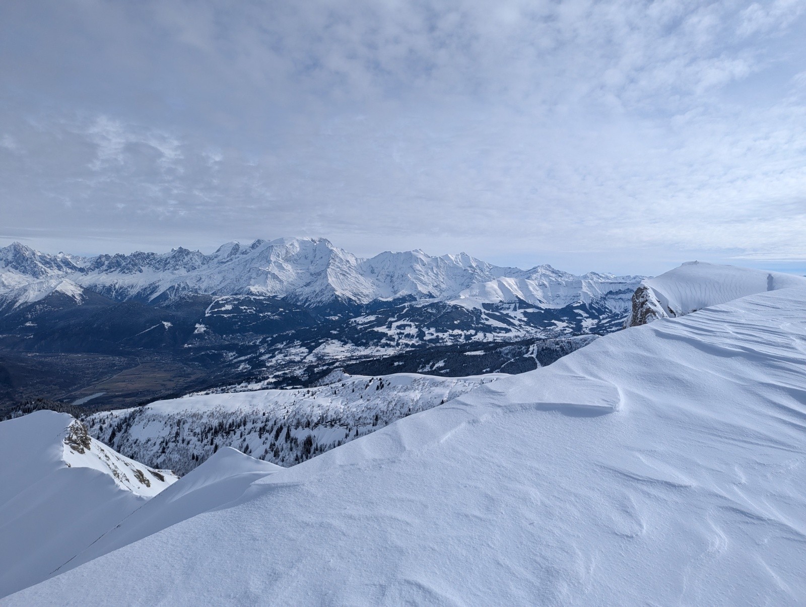 #5 Jolie vue avec d Jolie vue avec d'un côté le massif du MB