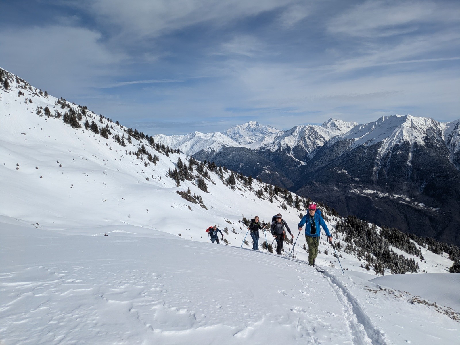 &nbsp;Le panorama s'ouvre