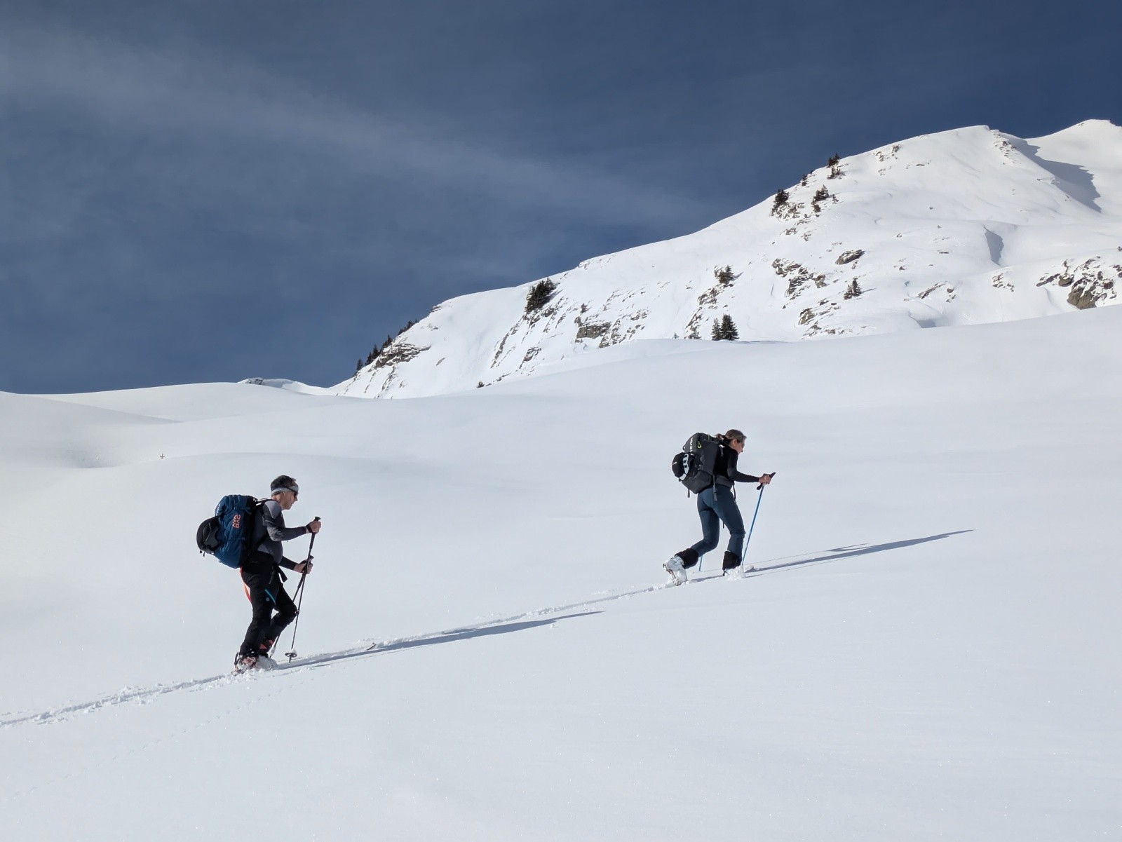 &nbsp;Hélène à la trace