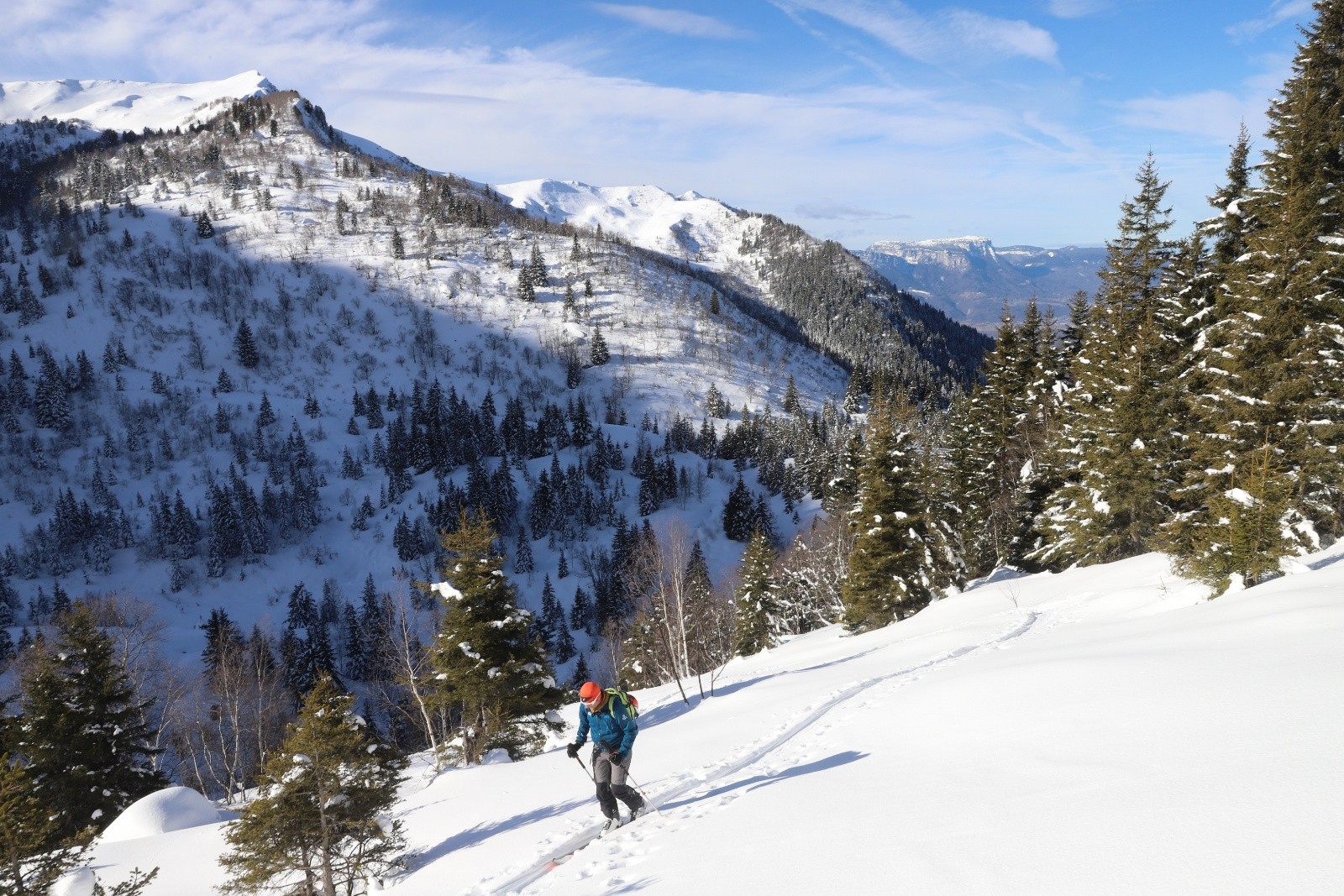 #4 Trace très agréable (merci aux prédecesseurs de dimanche) dans la montée vers le Col de la Perche Trace très agréable (merci aux prédecesseurs de dimanche) dans la montée vers le Col de la Perche