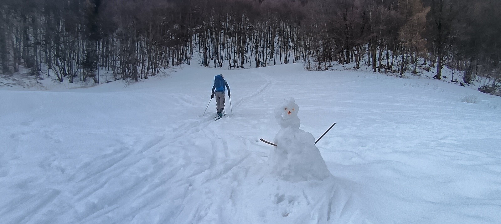 &nbsp;Départ bien enneigé, seul bonhomme vu de la journée&nbsp;