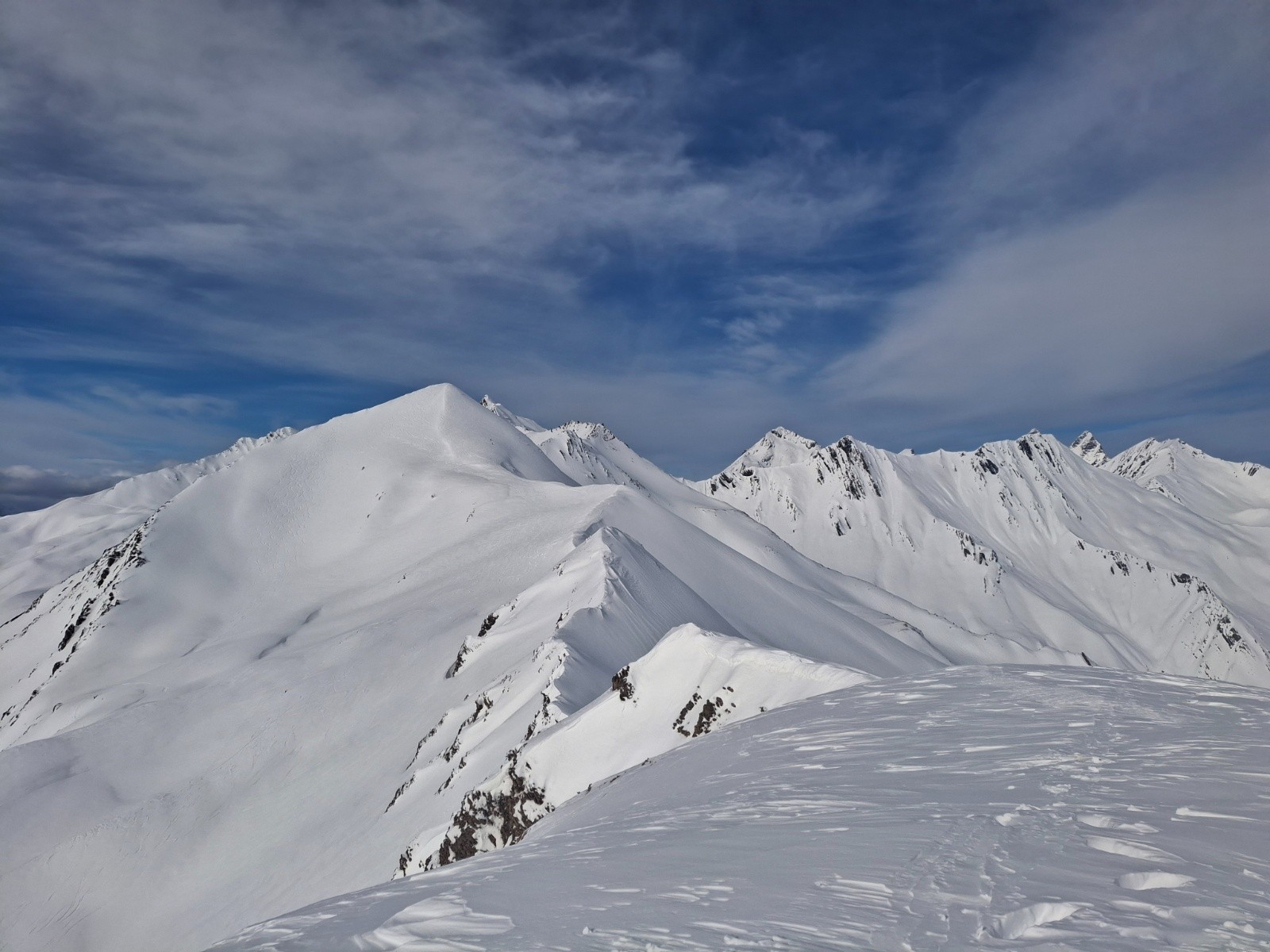 &nbsp;Depuis le sommet, le pic blanc