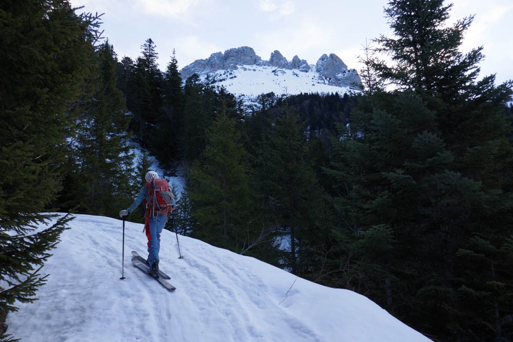 Glad' zieute le couloir Ouest des lances