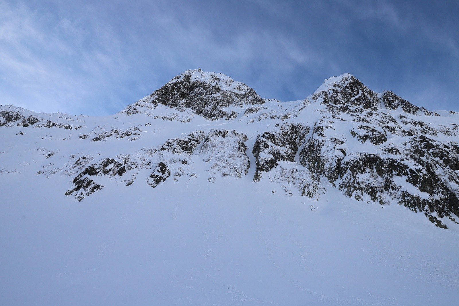 Une grosse plaque s'est détachée, il y a quelques temps, des contreforts nord du Petit Badon