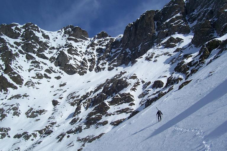 Vers la face : On traverse, on traverse