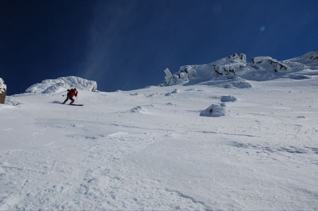 descente sous le sommet : Début de la descente
