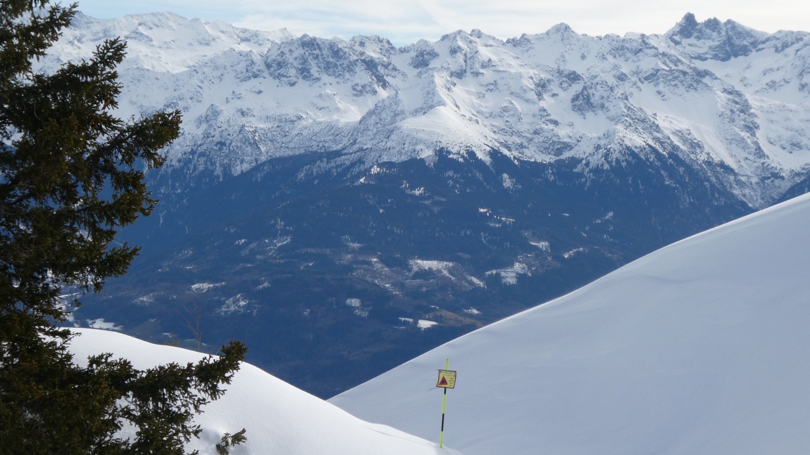 chaine de Belledonne avec le Grd Pic à D&nbsp;