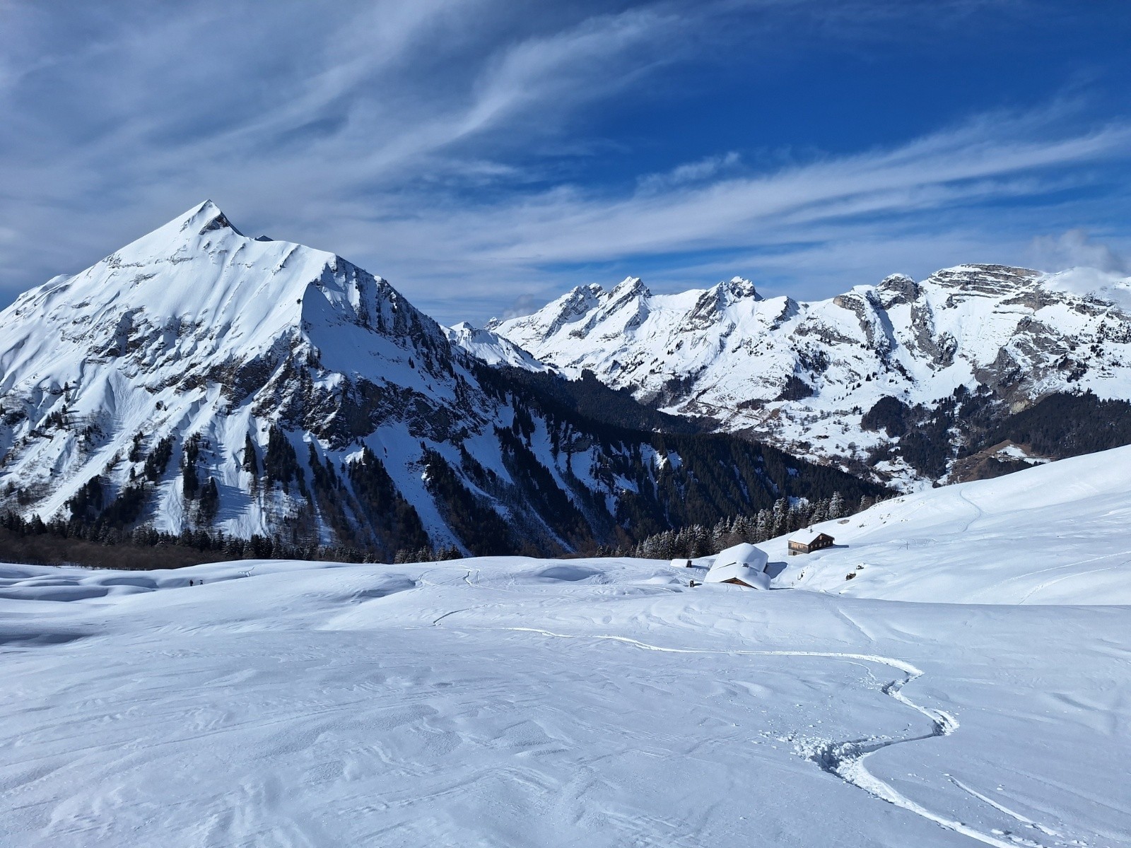 Almet et Bornes, au-dessus de Méry