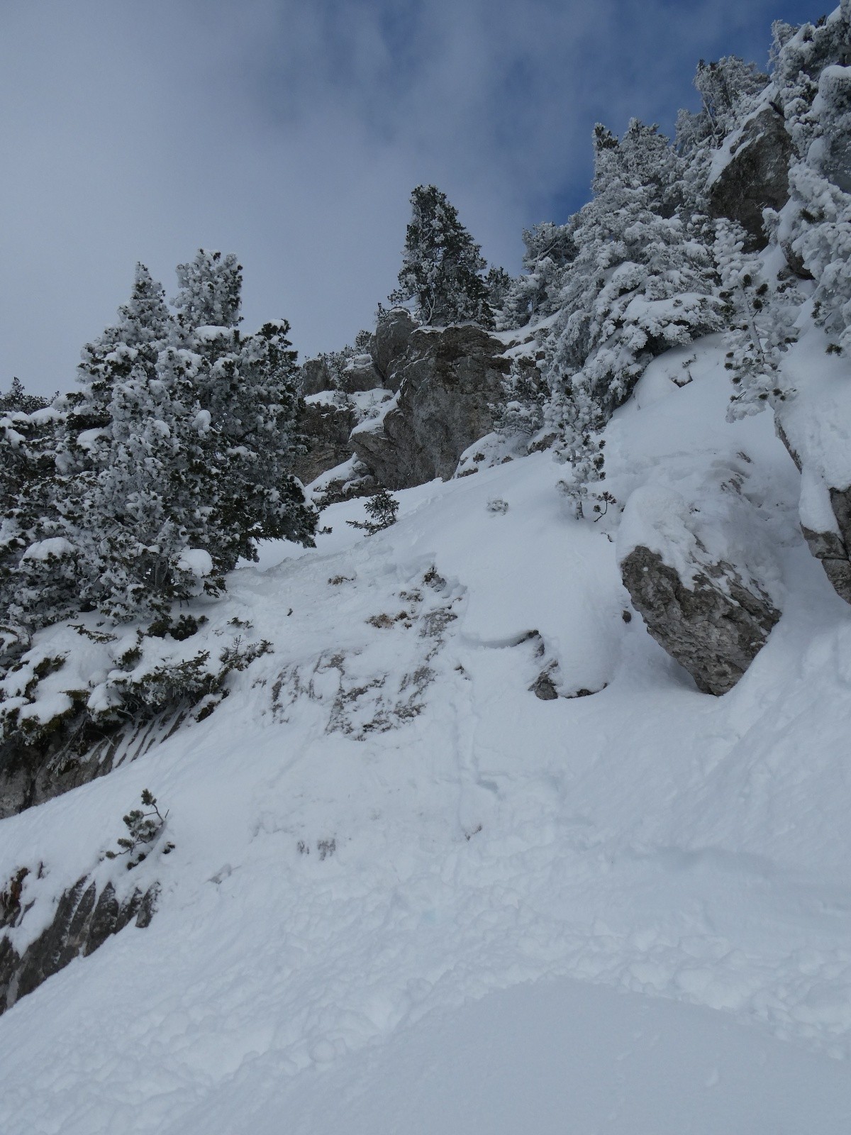 &nbsp;Petite barre du haut un peu \