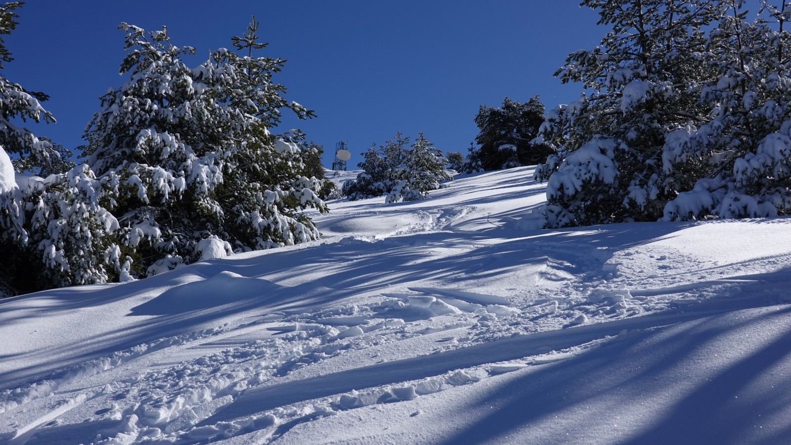 Dernière descente avant de rejoindre la piste