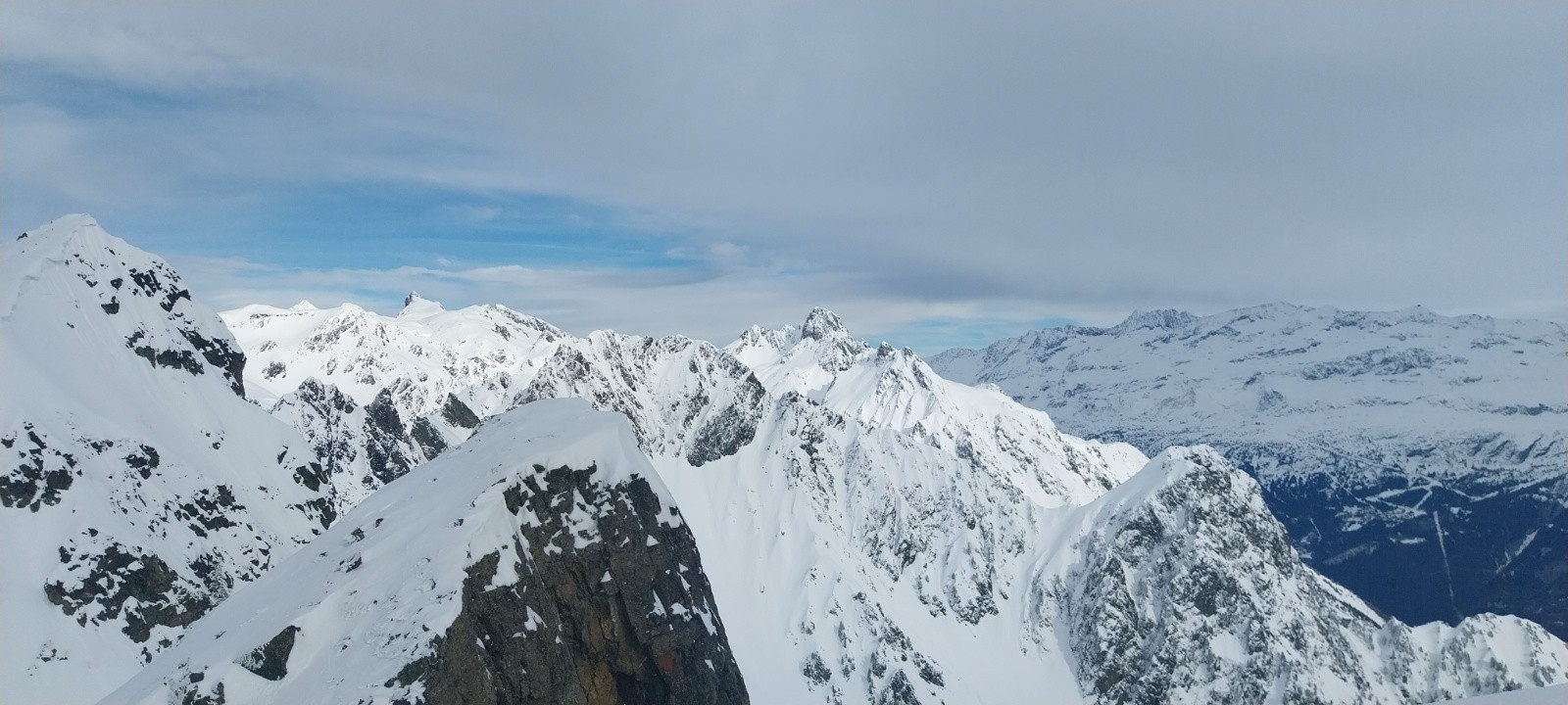 &nbsp;grand pic et lance d'allemond depuis l'antécime du Sorbier