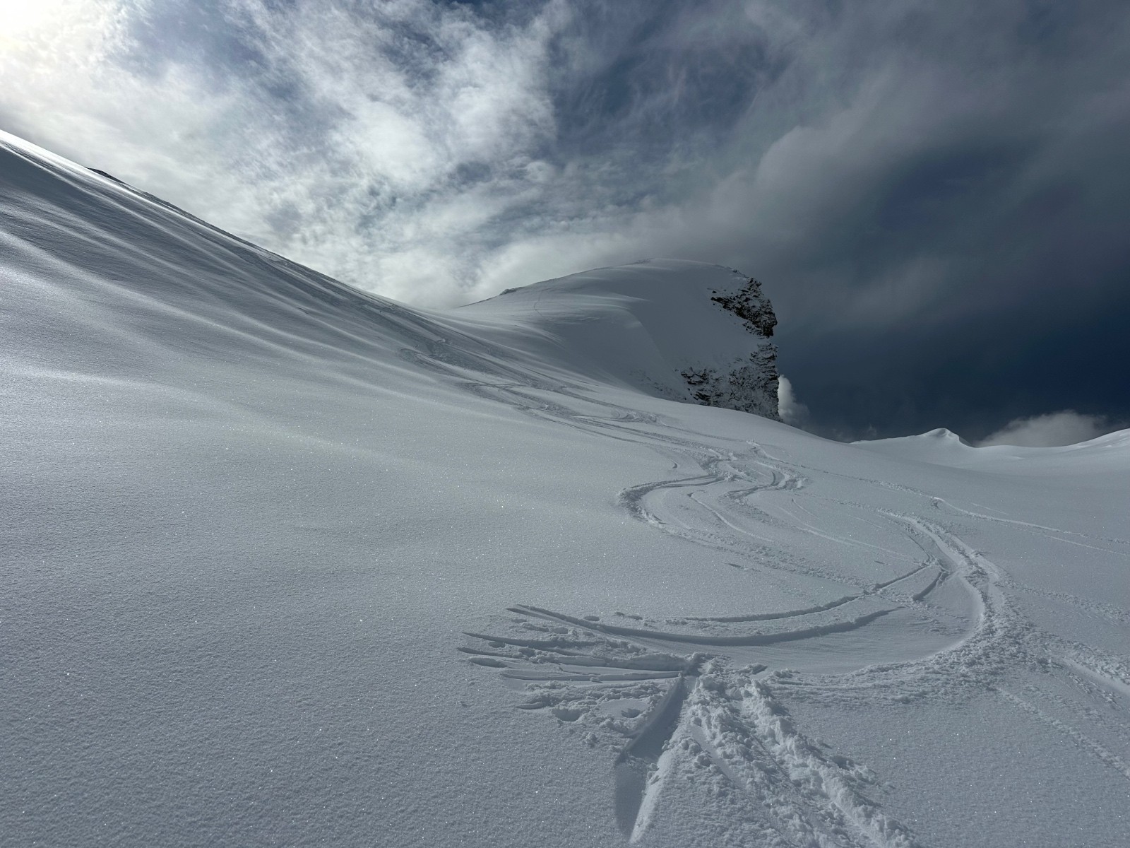 &nbsp;Le passage en poudreuse dans le vallon du Serre long.