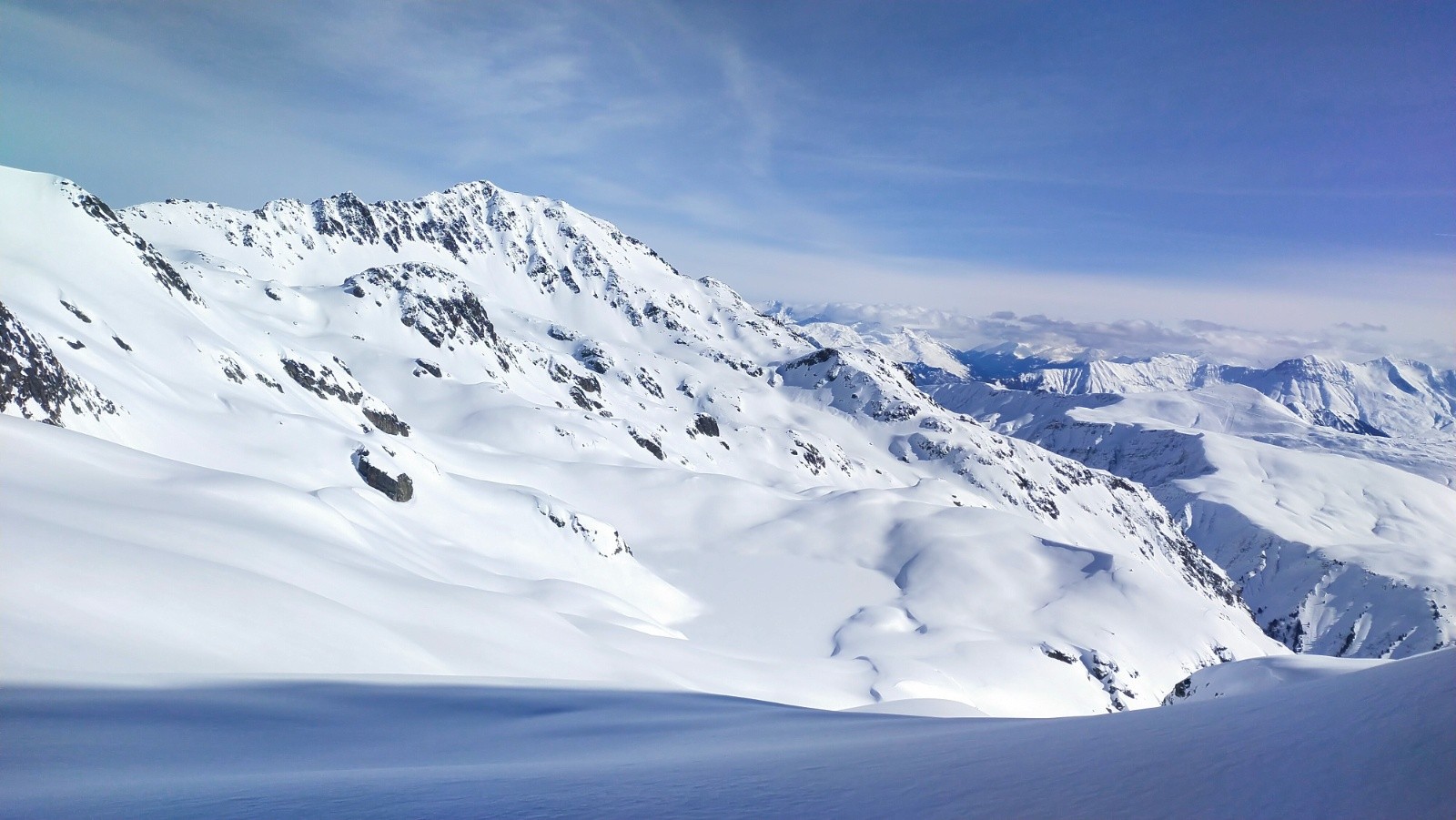 &nbsp;Lac de la croix et cime du sambuis