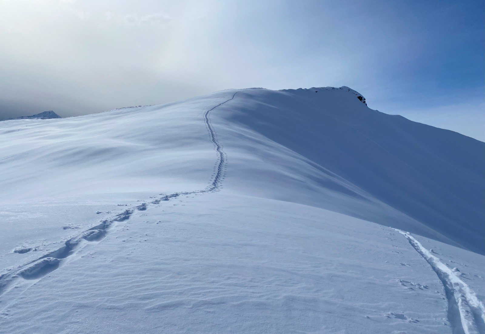 Seule trace autre, de la veille ou avant veille