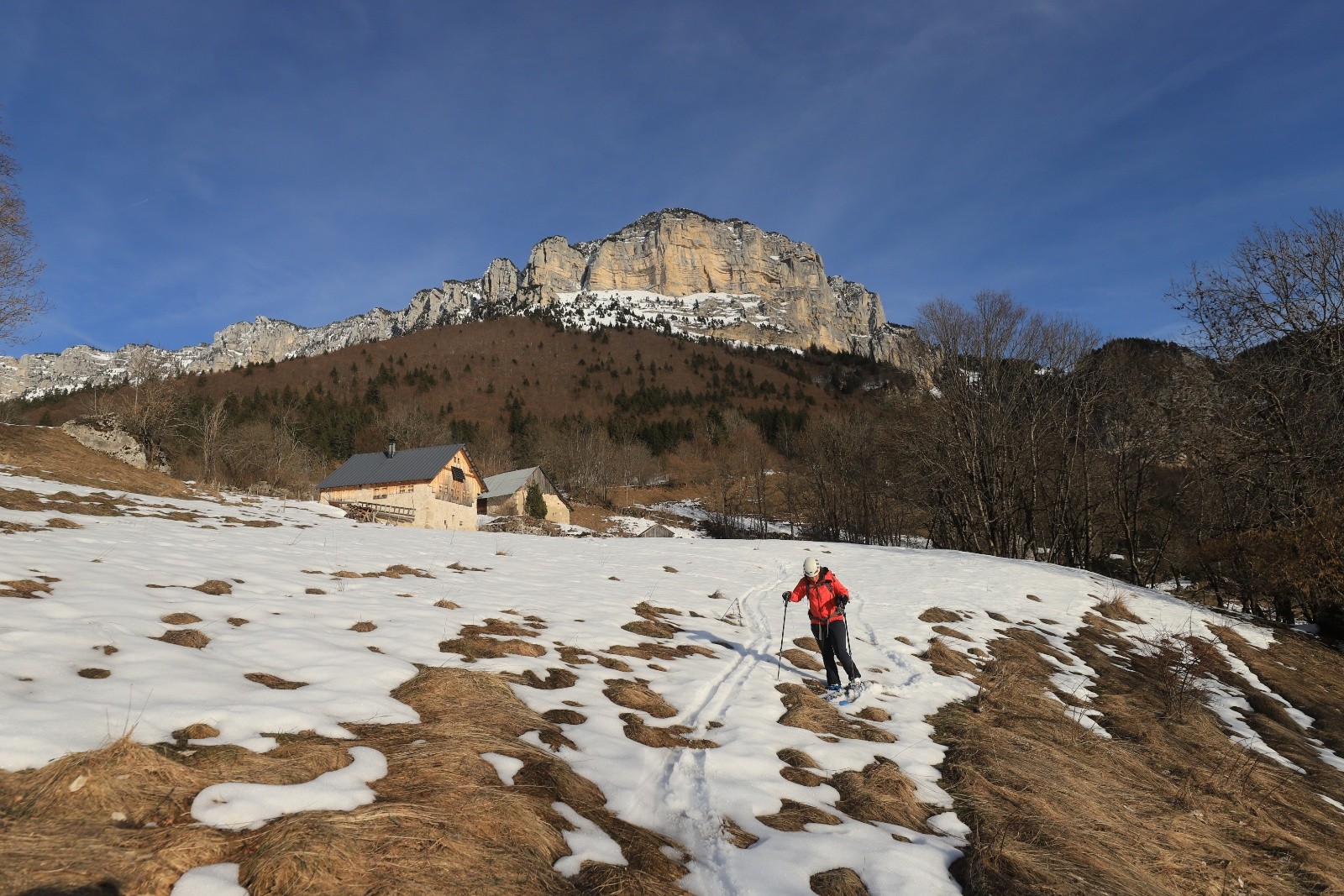 &nbsp;Le bas, exposé Sud, n'est plus trop enneigé...