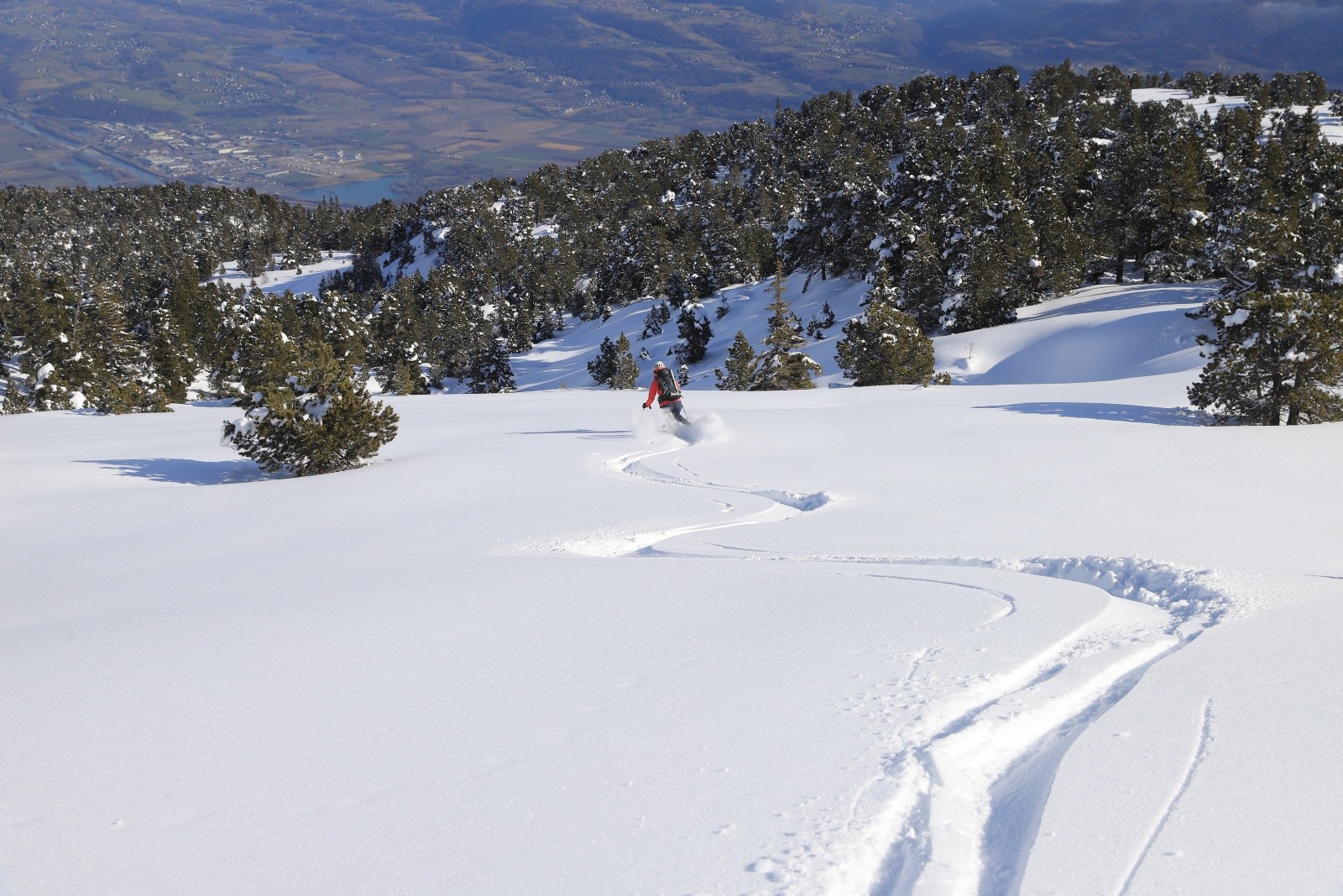 &nbsp;Premère descente Est sur le plateau, idyllique et seuls au monde
